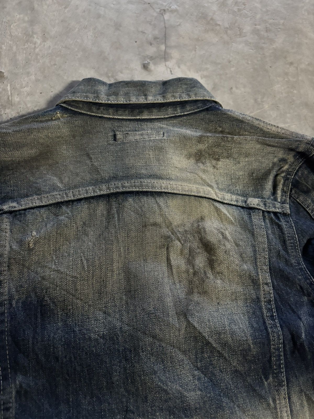 GOSTAR DE FUGA GOSTAR DE FUGA denim jacket trucker distressed mudwash oil Size US XS / EU 42 / 0 - 11 Thumbnail