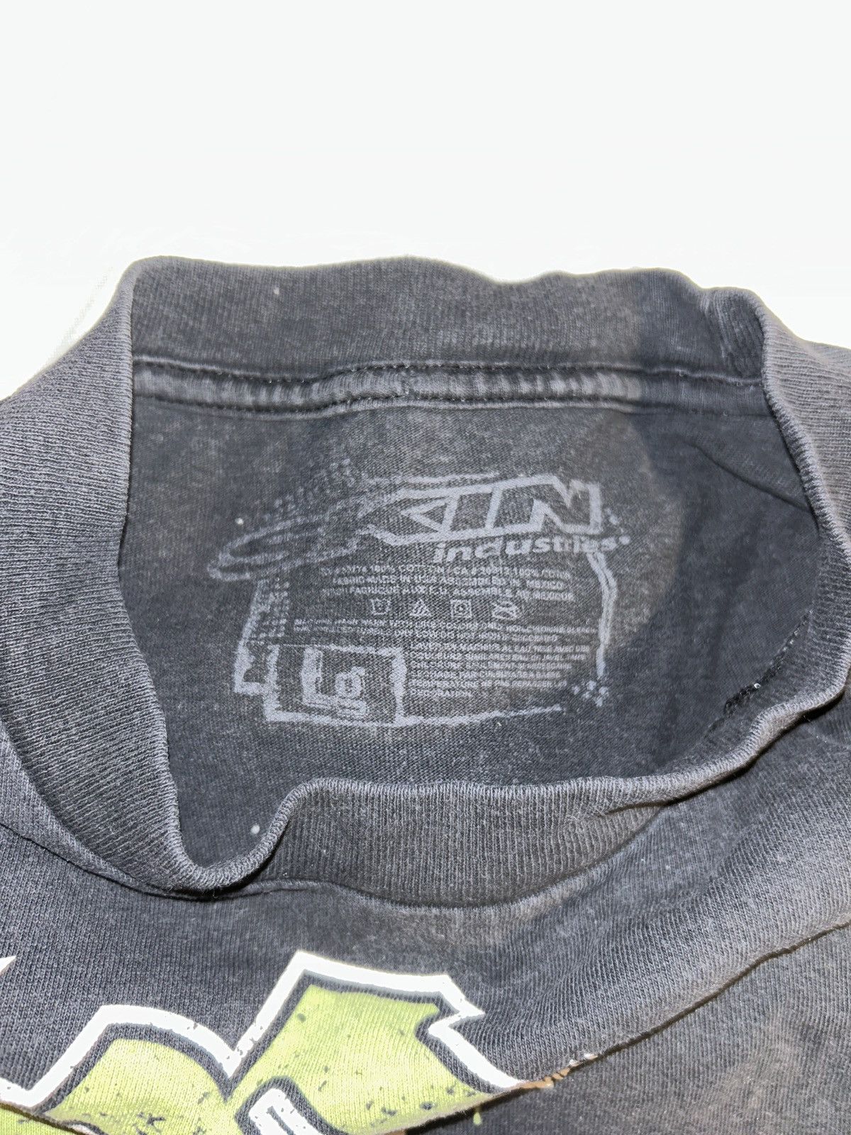 Vintage Vintage Skin Tee Size US L / EU 52-54 / 3 - 3 Thumbnail