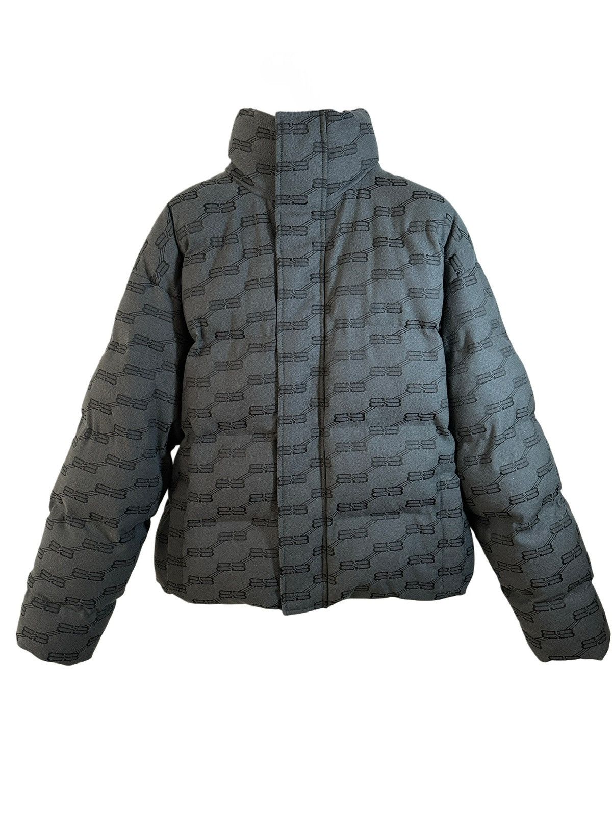 Balenciaga Balenciaga monogram coat Size US S / EU 44-46 / 1 - 1 Thumbnail