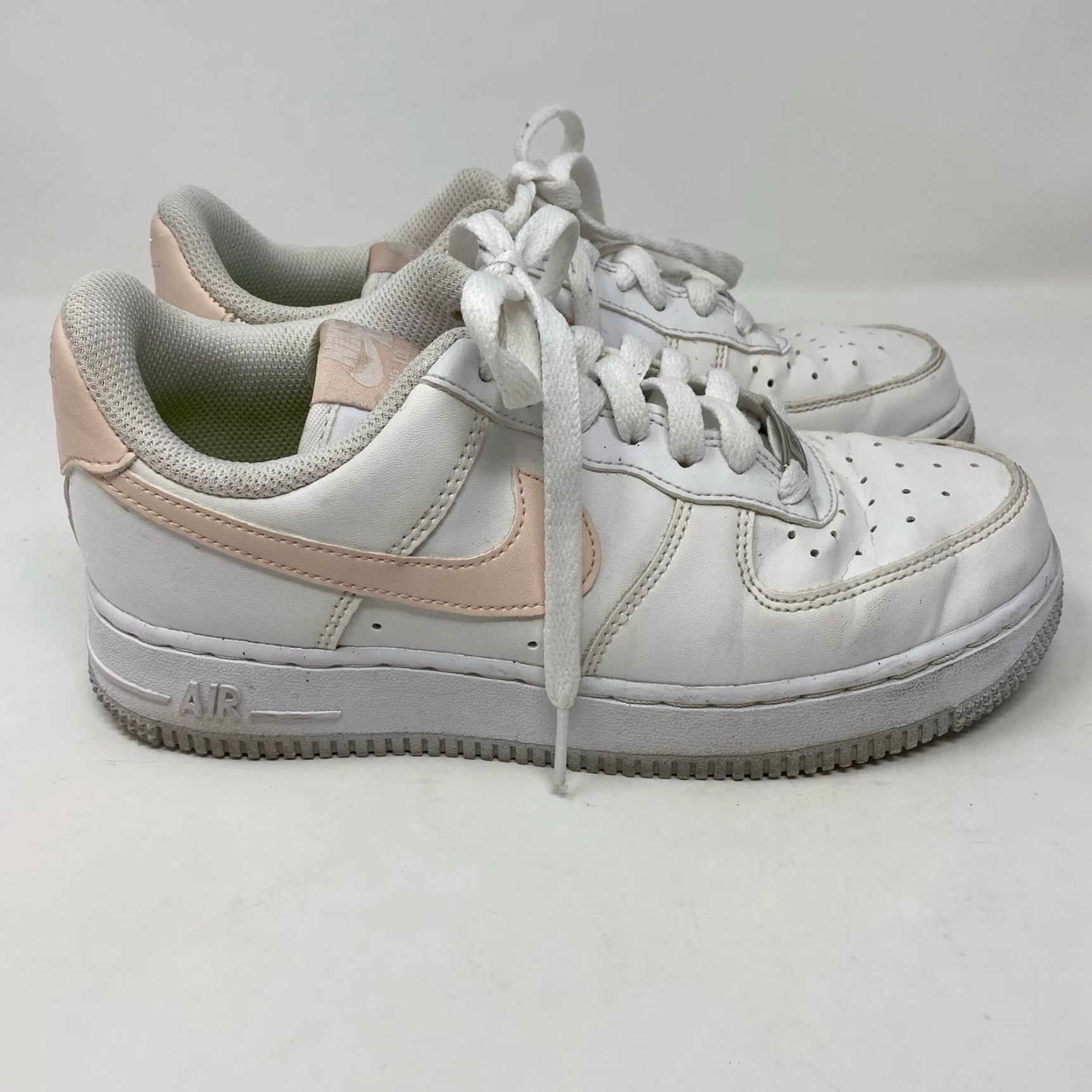 Nike Nike Air Force 1 Womens Low Top Sneakers DC9486-100 White Pink 6 Size US 6 / IT 36 - 5 Thumbnail