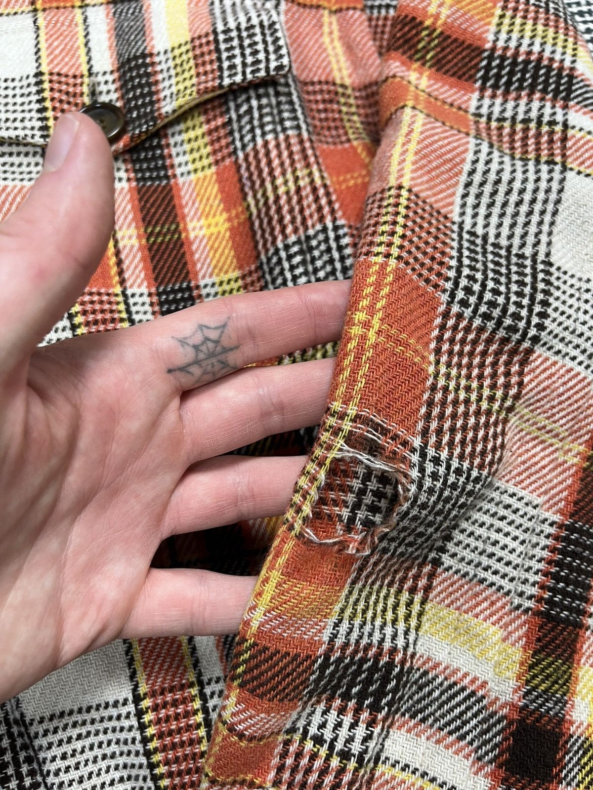 Dolce & Gabbana y2k D&G Dolce & Gabbana distressed oversized flannel shirt Size US L / EU 52-54 / 3 - 12 Thumbnail