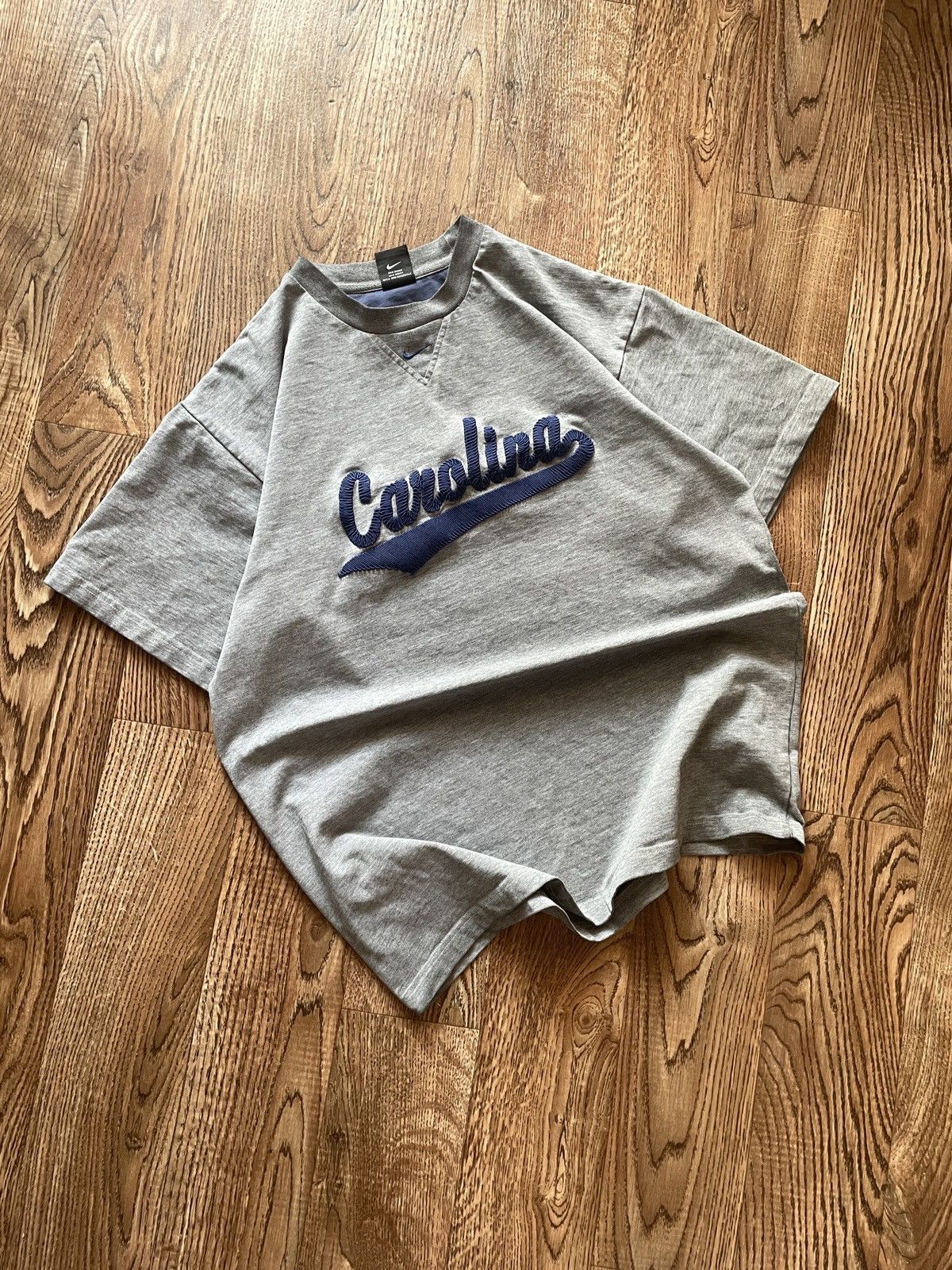 Nike × Vintage Vintage Nike Carolina T shirt Y2K centre swoosh 90s Size US M / EU 48-50 / 2 - 2 Thumbnail