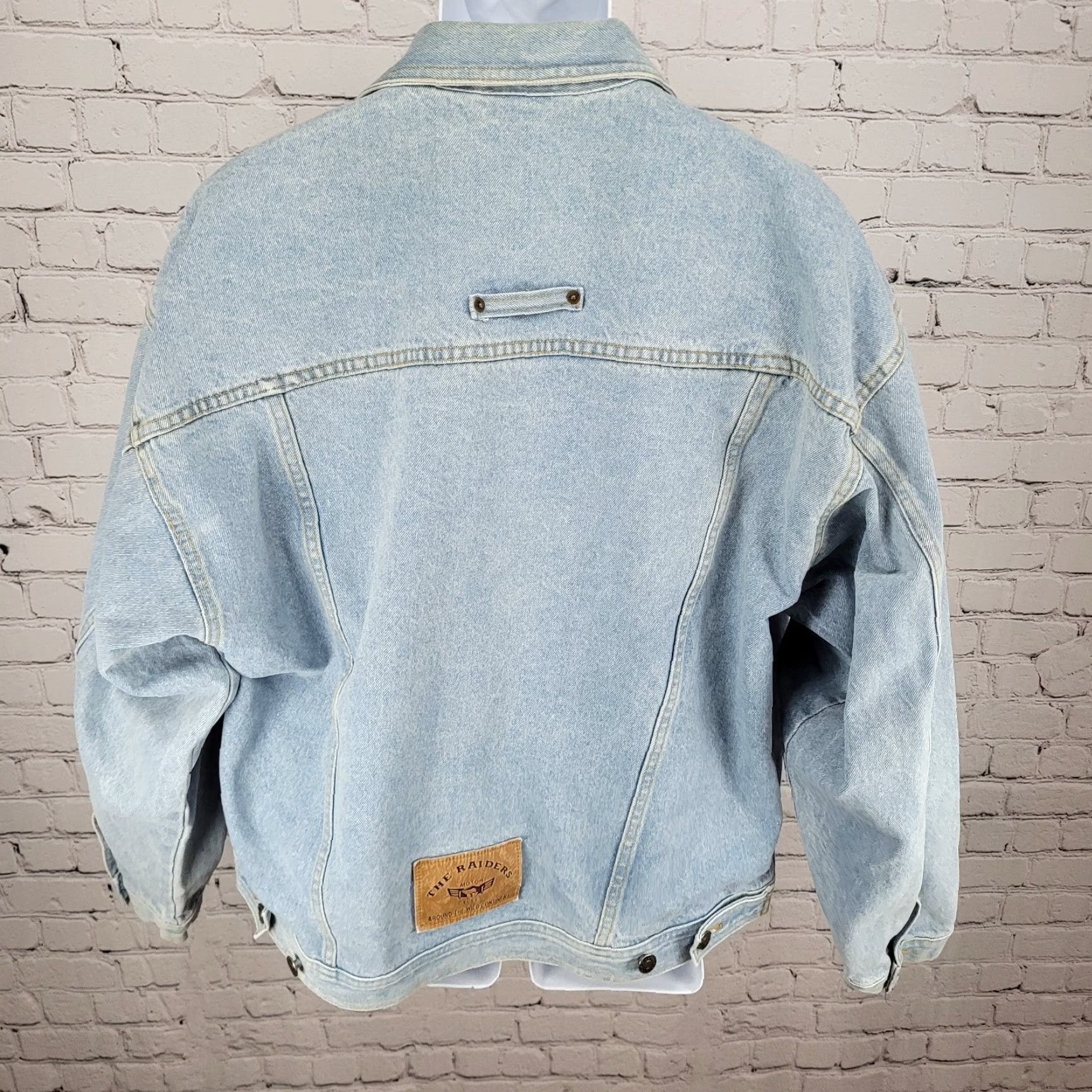 Denime VINTAGE The Raiders Motorcycles Blue Denim Heavy Cotton Light Wash Jean Jacket Size 52 Size US 36 / EU 52 - 2 Thumbnail