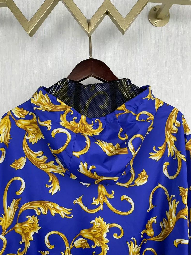 Versace Versace Men's hooded jacket Size US L / EU 52-54 / 3 - 6 Thumbnail