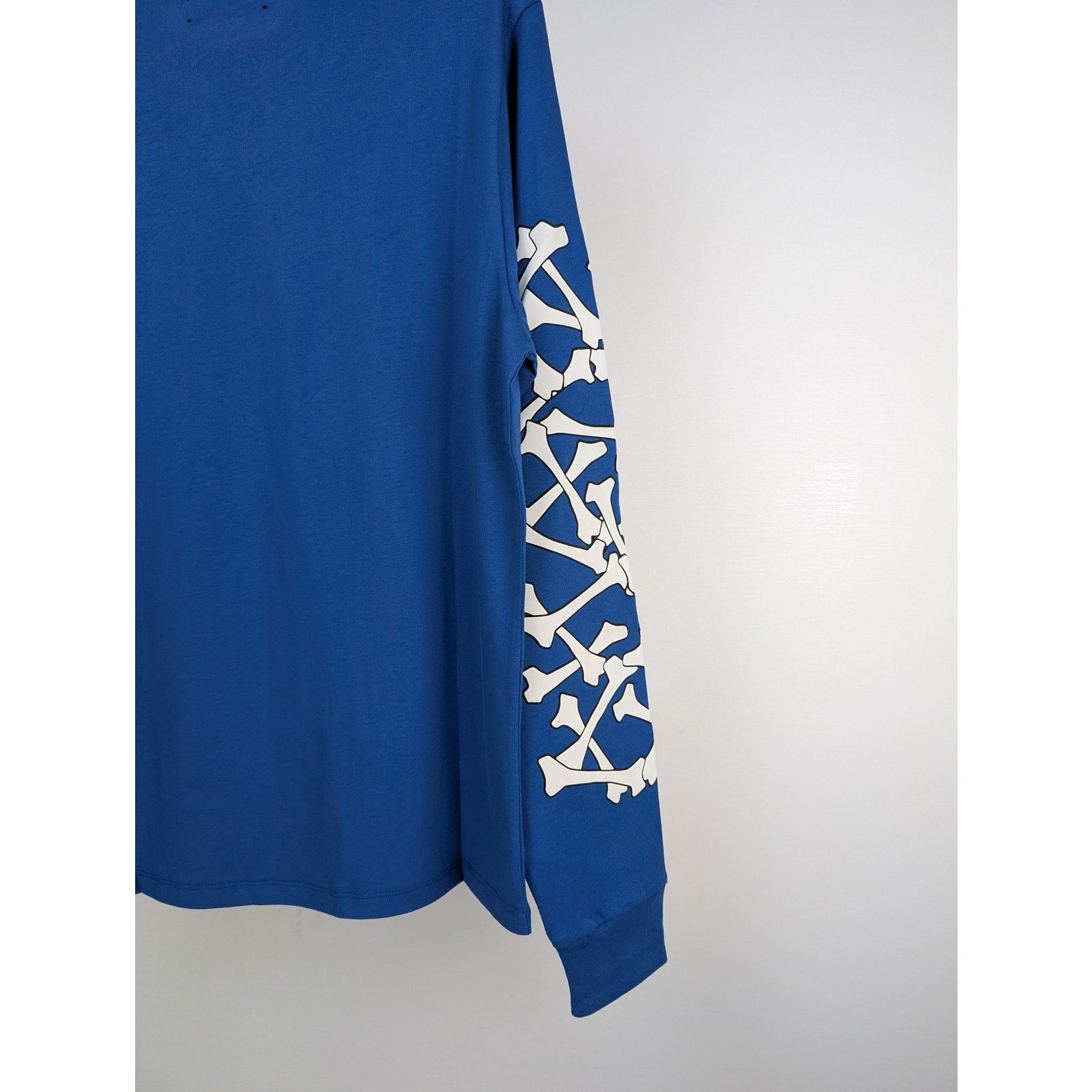 Amiri o1rshd1 Bones Stacked Long Sleeve Tee T-Shirt in Blue Size US M / EU 48-50 / 2 - 9 Thumbnail