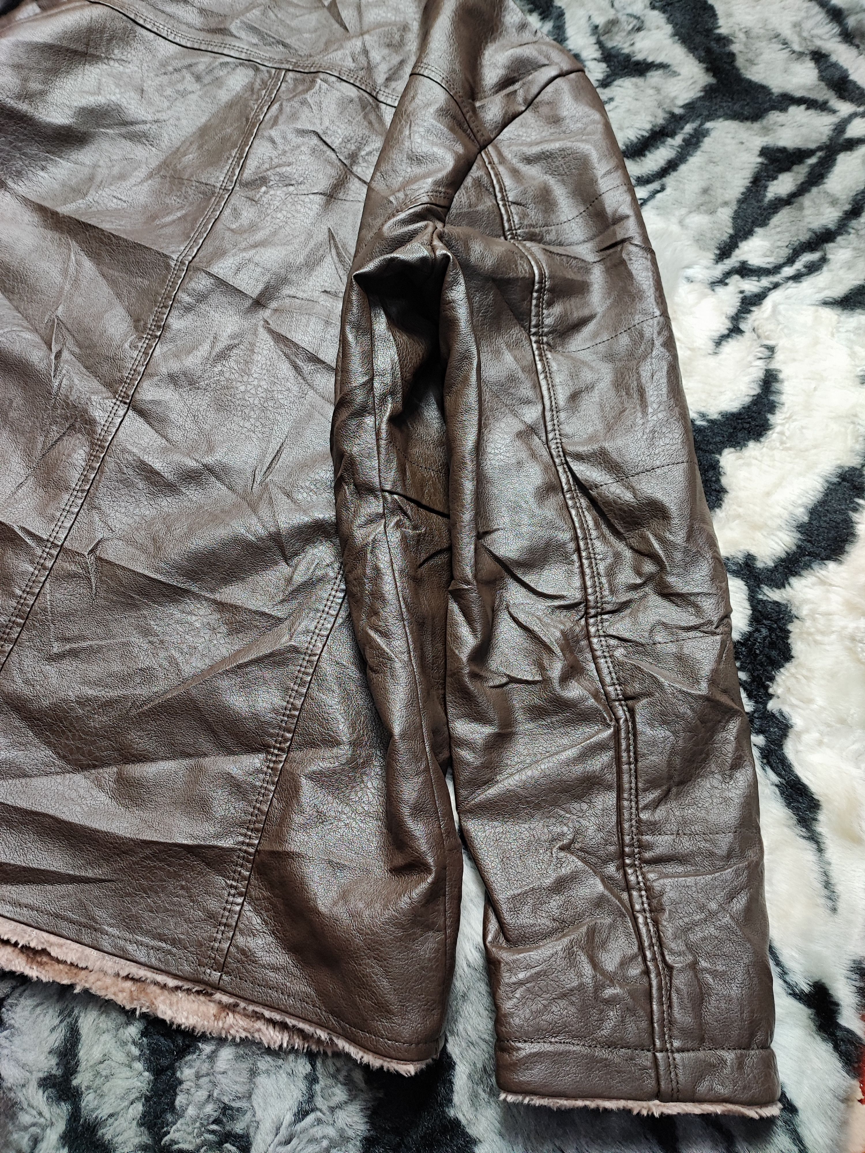 Genuine Leather Vintage Leather Jacket by Schdarrow Khnor Size US L / EU 52-54 / 3 - 14 Thumbnail