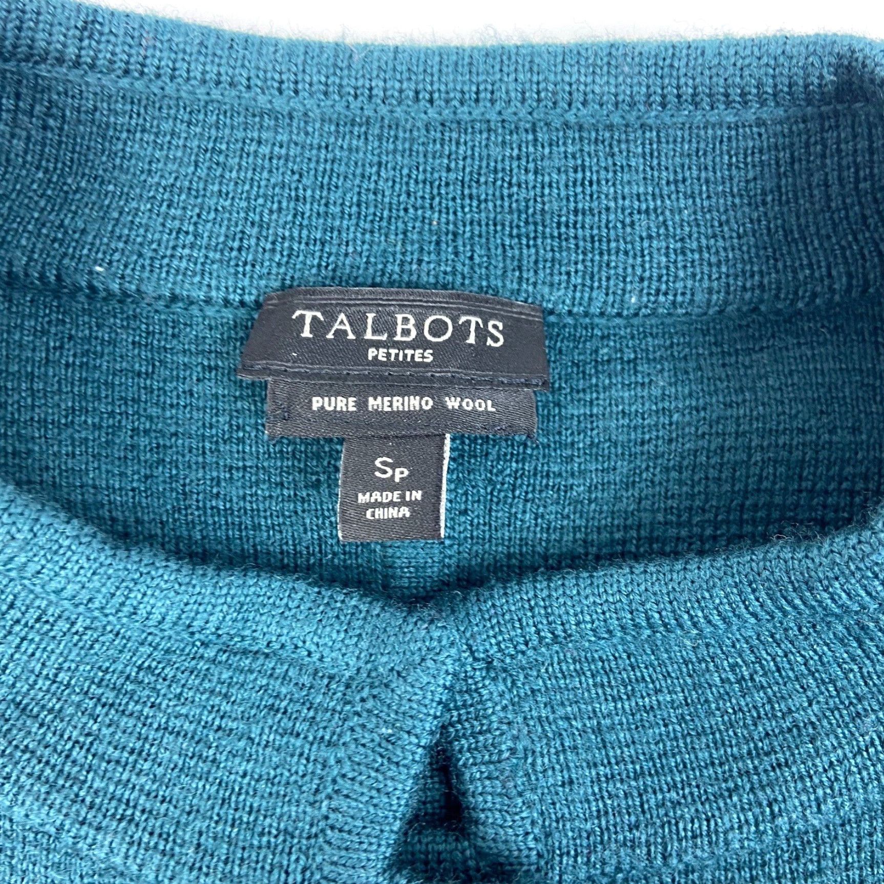 Talbots Talbots Merino Wool Button Up Cardigan Green PS Petite Womens Sweater Long Sleeve 100% Merino Button Accents Therma Gold Button Jacket Cardigan Size S / US 4 / IT 40 - 4 Thumbnail