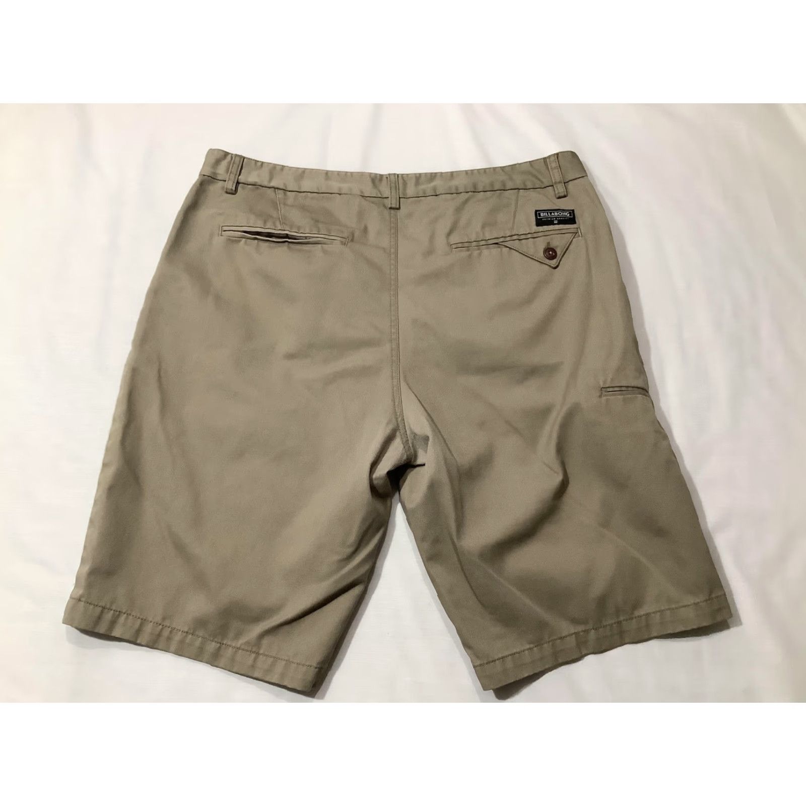 Billabong VINTAGE Billabong Shorts Mens 36 Beige Chino Flat Front Casual Logo Pockets Summer Mens Size US 36 / EU 52 - 6 Thumbnail