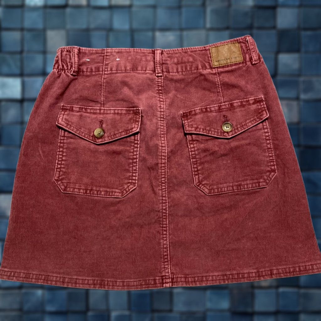 American Eagle Outfitters American Eagle Outfitters Skirt Womens 2 Red Corduroy Mini Stretch Pockets Front Button Casual Preppy Shorts Womens Size 26" / US 2 / IT 38 - 1 Thumbnail