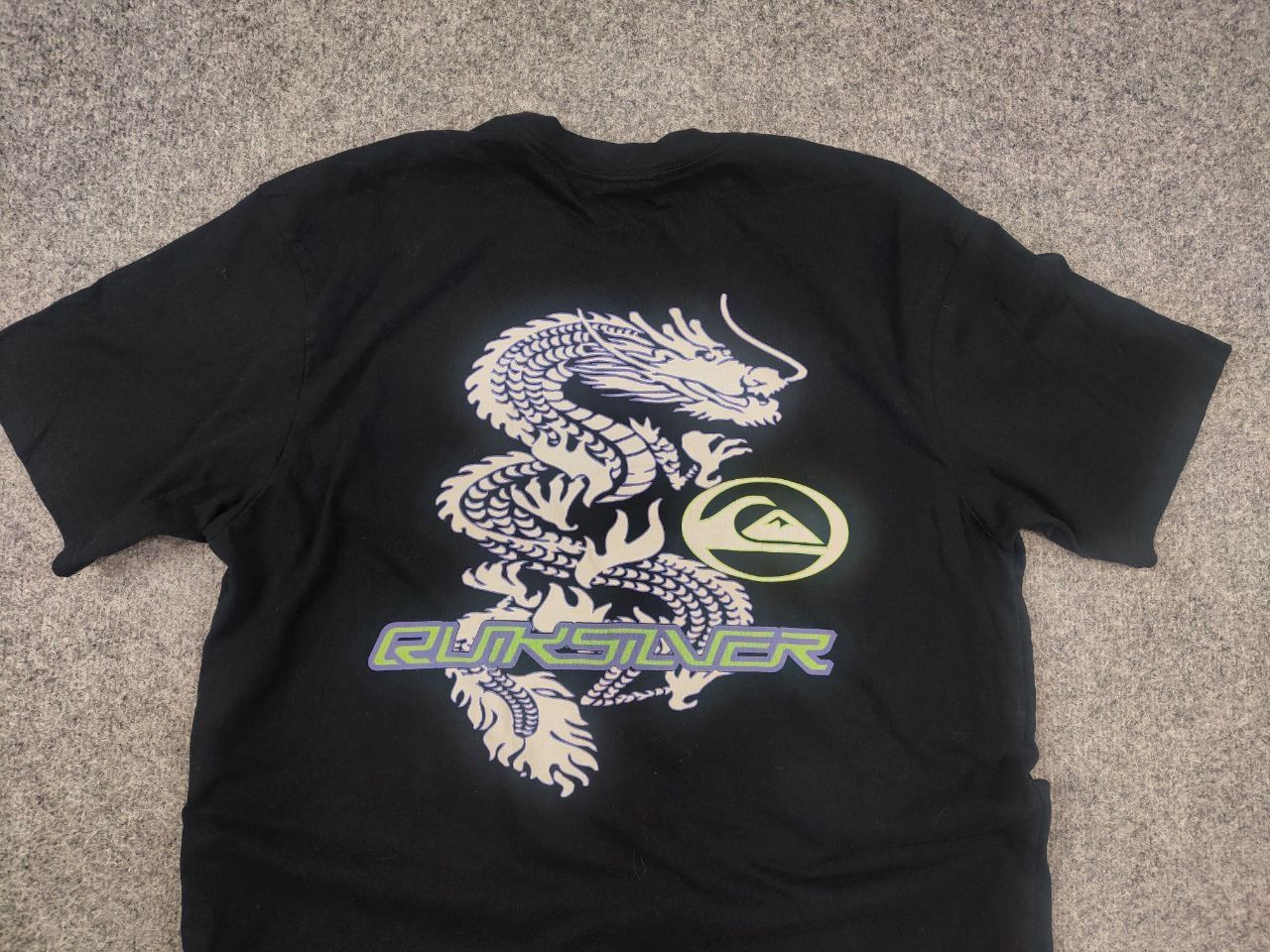 Quiksilver Quiksilver Black t-shirt logo Dragon japan back Vintage Tee Size US L / EU 52-54 / 3 - 9 Thumbnail