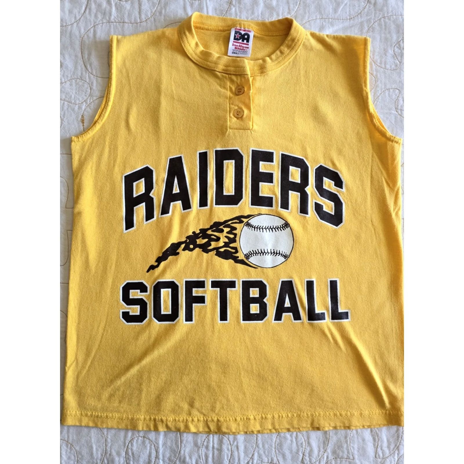Vintage VINTAGE Raiders Softball Yellow Tank Top Womens S Don Allison Athletic Tank Top Shirt Sports Graphic 70s 80s Mens Womens Size S / US 4 / IT 40 - 2 Thumbnail