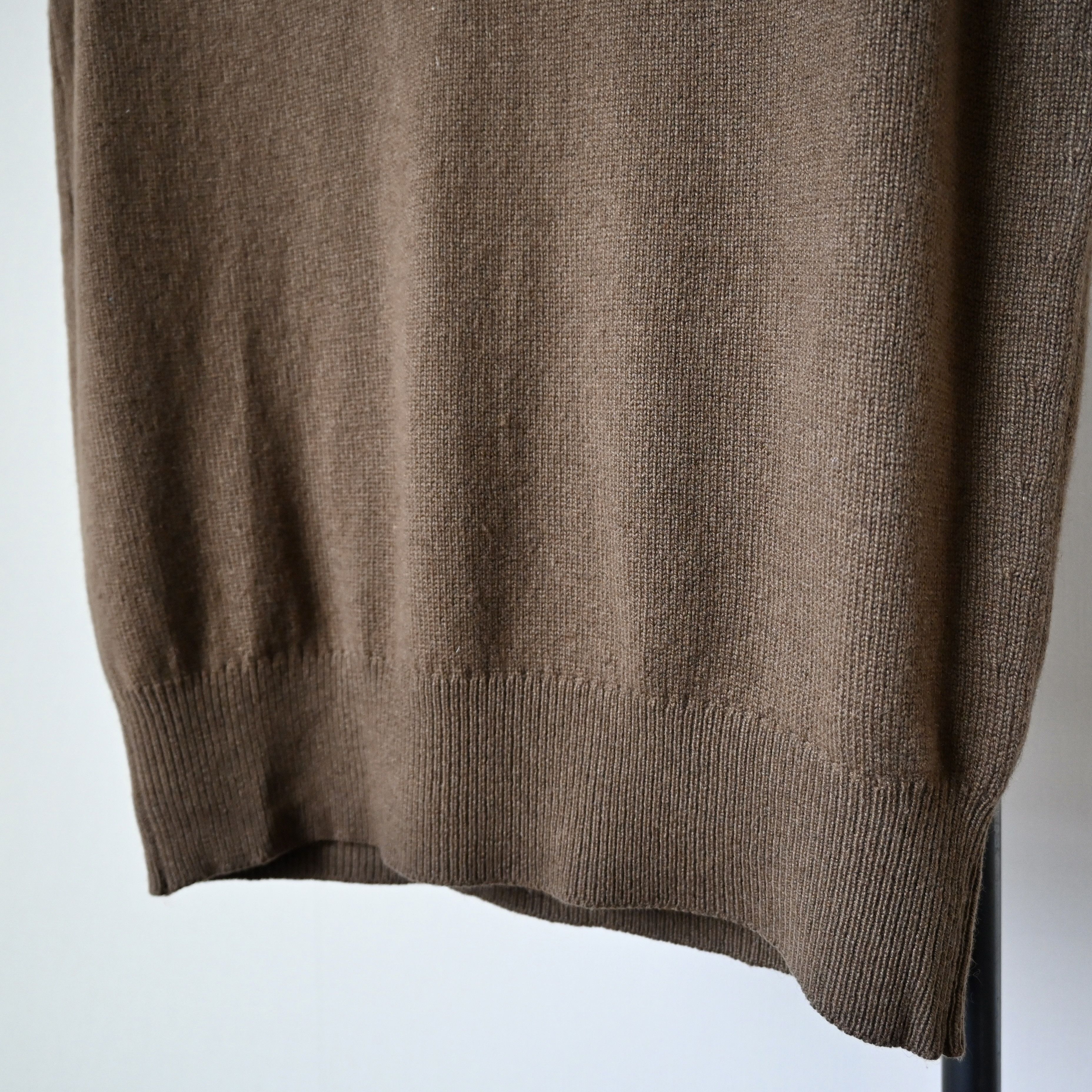 Ballantyne Ballantyne pure cashmere knit vest made in Scotland, size 40 Size US M / EU 48-50 / 2 - 8 Thumbnail