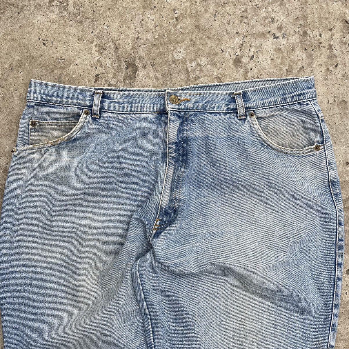 Blue Blue Japan Vintage Man’s Blue Jeans CO Size 36 Y2K 00s Classic Fit Size US 36 / EU 52 - 5 Thumbnail