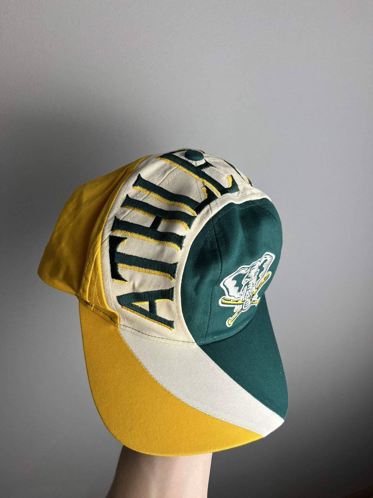 image of Vintage Oakland Athletic Cap 80’S-90’S in White/Orange/Yellow, Men's