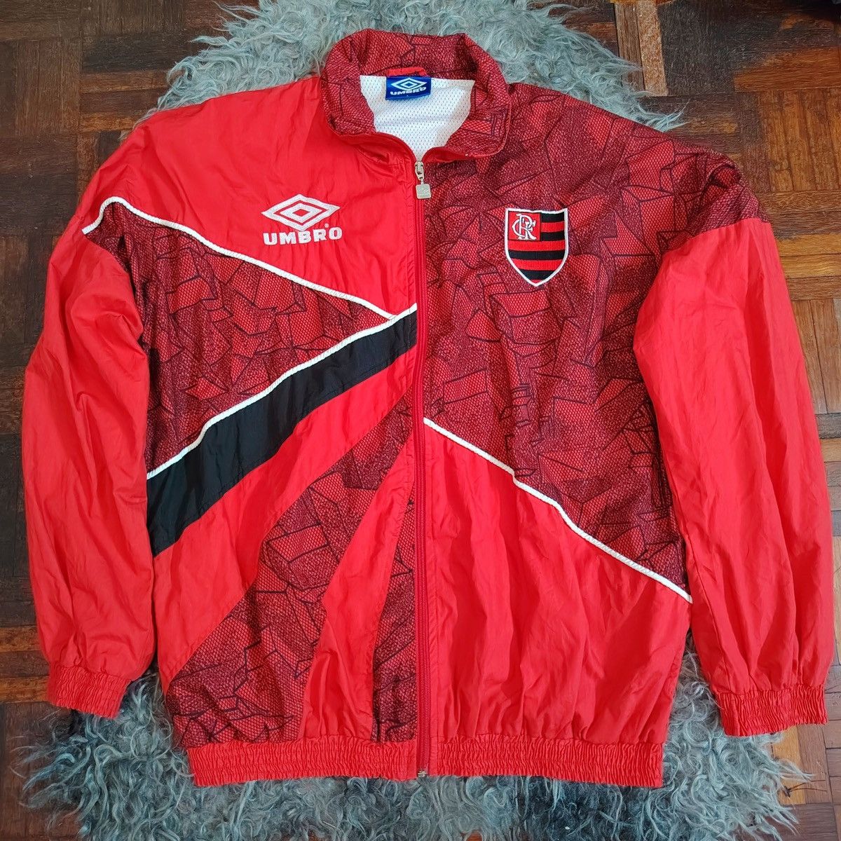Other Vintage / Umbro / C. R Flamengo / 95’-96’ Training Jacket Size US L / EU 52-54 / 3 - 1 Thumbnail