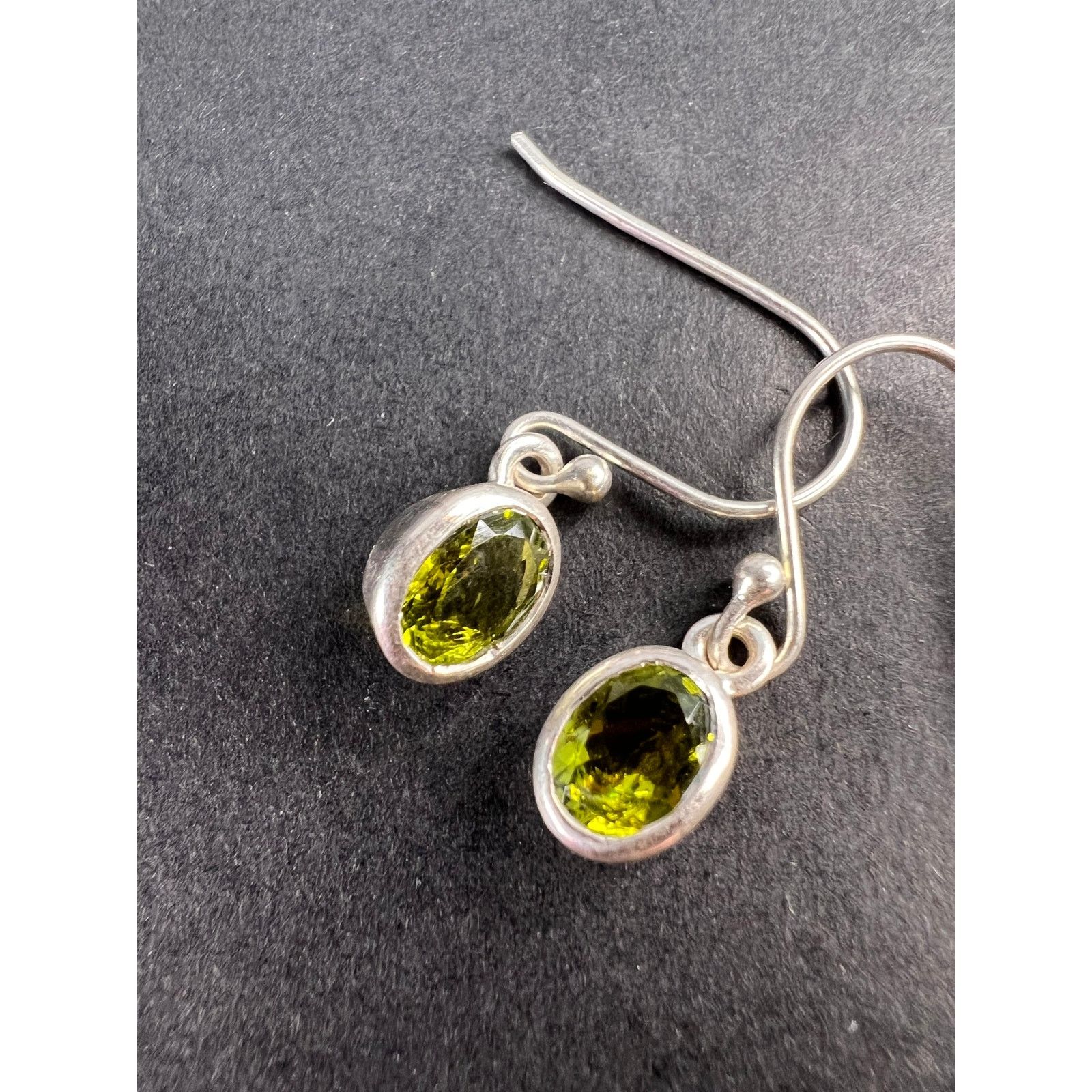 NEW Peridot sterling silver dangle earrings