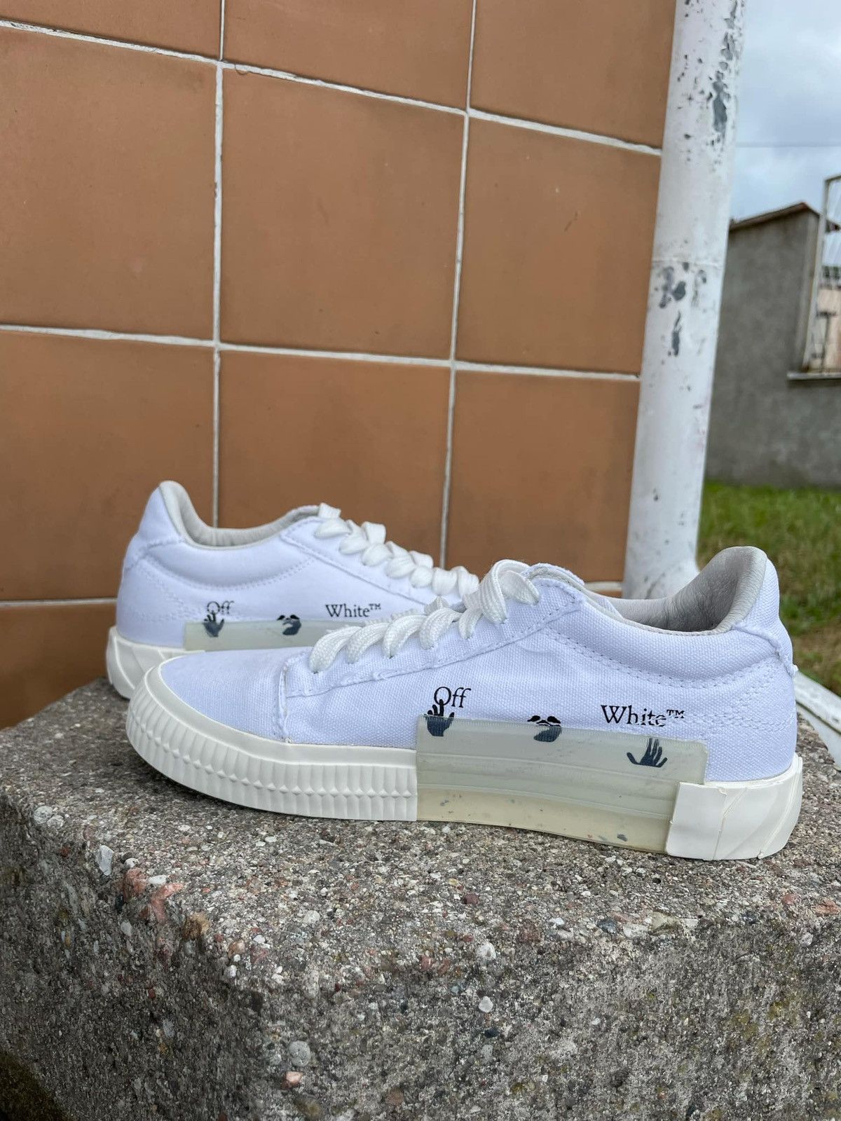 Off-White Off-White Vulcanized Sole Sneakers Virgil Abloh Size US 6 / IT 36 - 3 Thumbnail