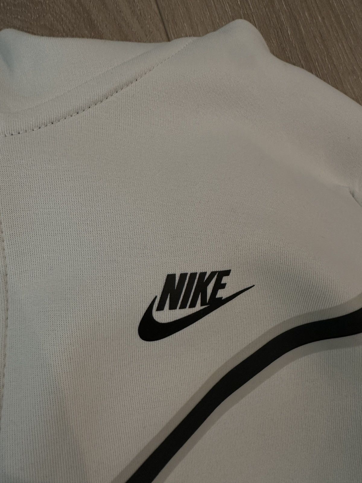 Nike Nike Tech Fleece Hoodie Light Bone/Black Size US L / EU 52-54 / 3 - 3 Thumbnail