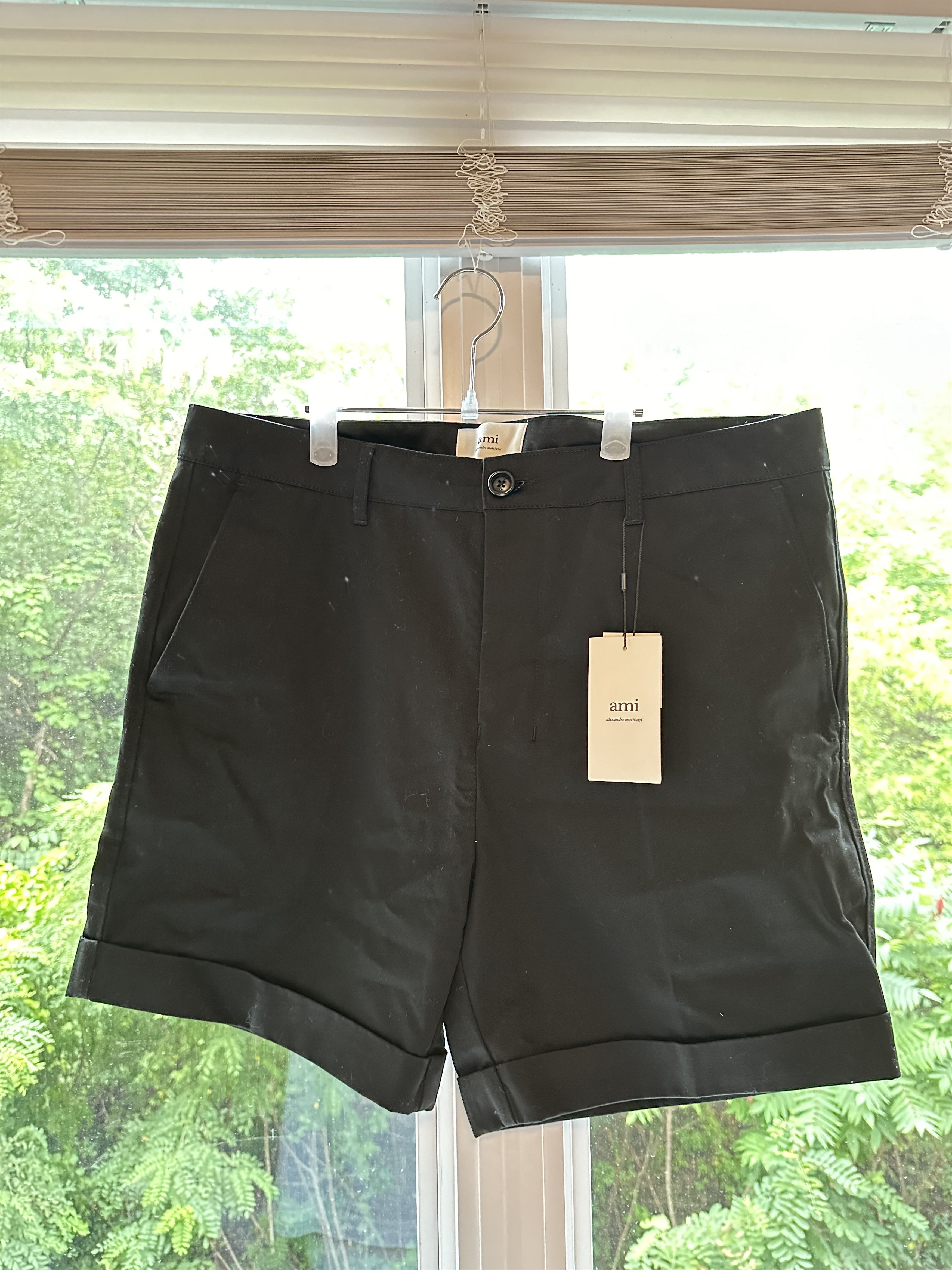 AMI Ami Paris Black Shorts Size US 36 / EU 52 - 1 Thumbnail