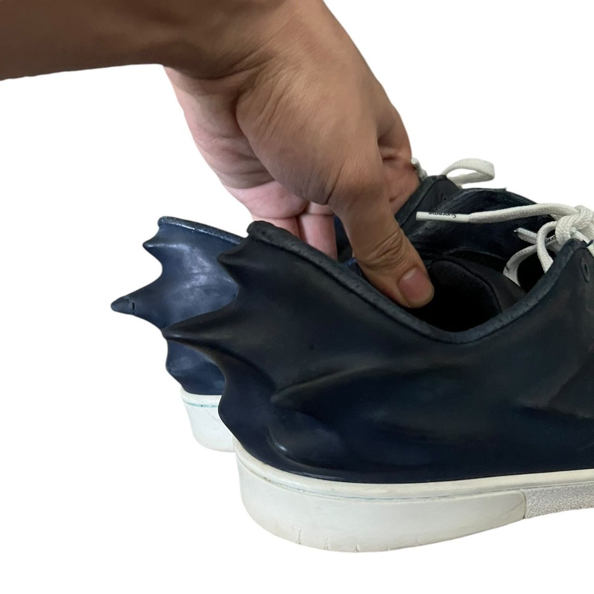Hussein Chalayan × Puma Hussein chayalan x puma spiky mold sneaker Size US 10 / EU 43 - 2 Thumbnail