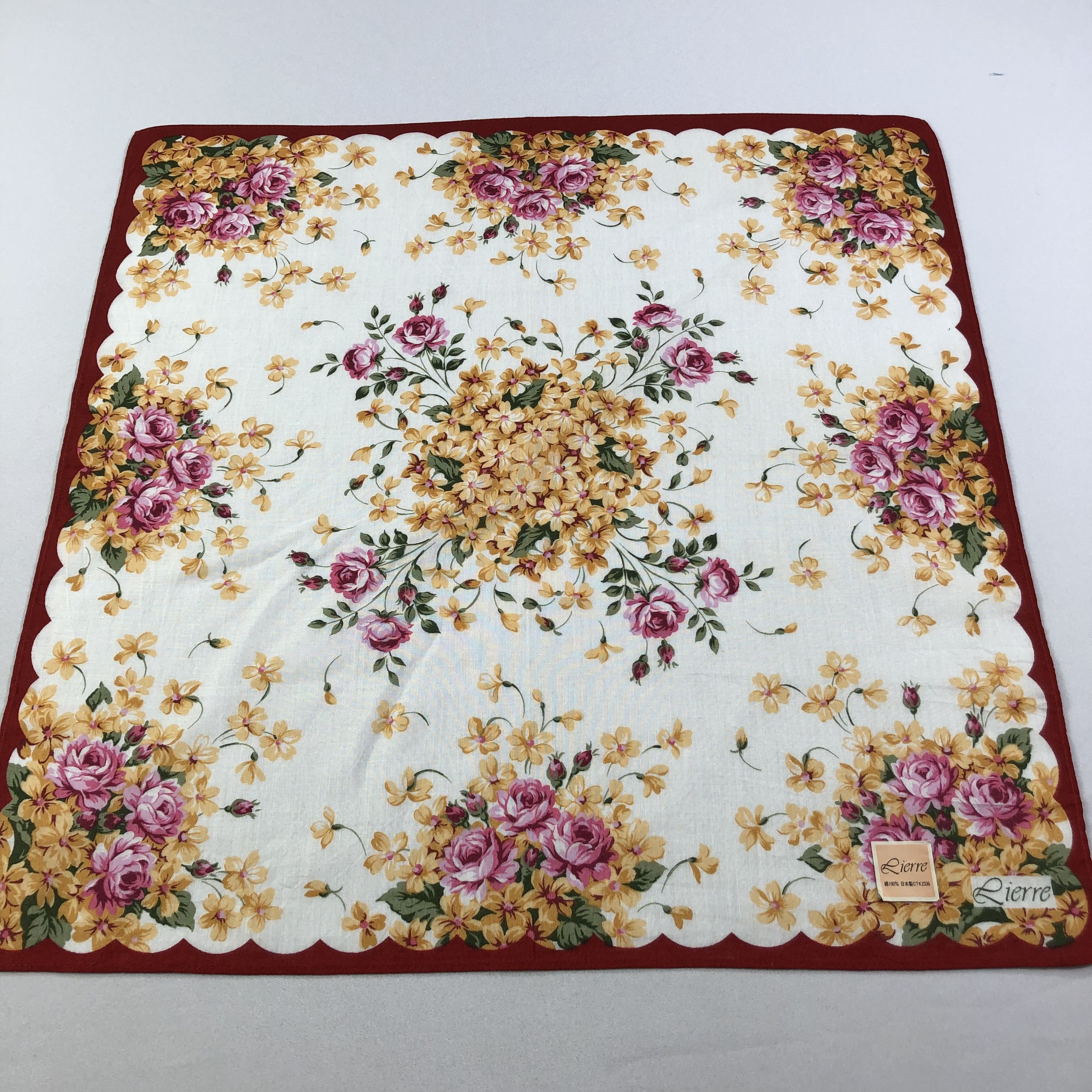 Vintage Lierre Floral Handkerchief Neckerchief Bandana H1866 Size ONE SIZE - 2 Thumbnail