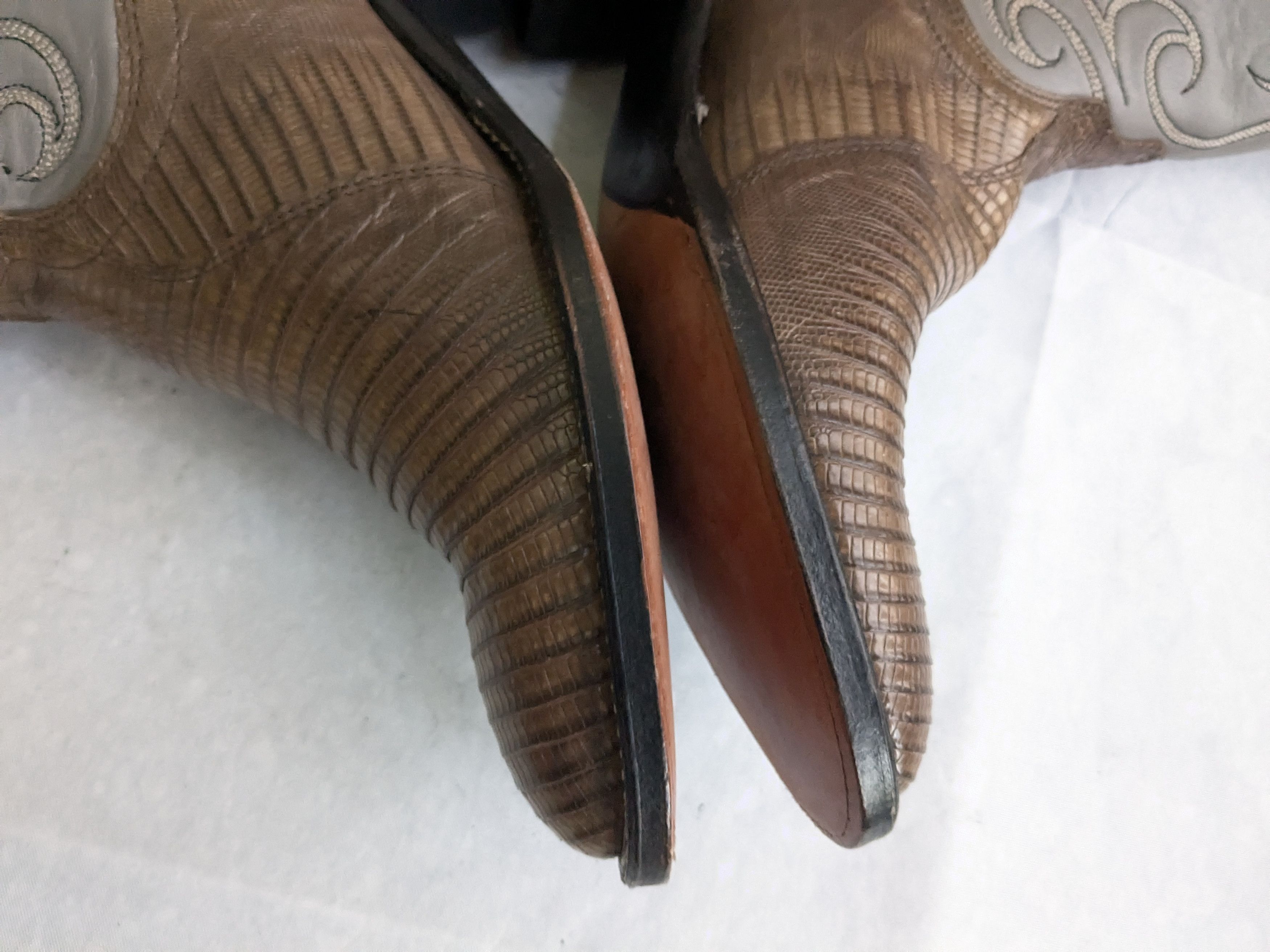 Dan Post Dan Post Cowboy Boots Olive Green Lizard Leather 8.5 Gray Size US 8.5 / EU 41-42 - 12 Thumbnail