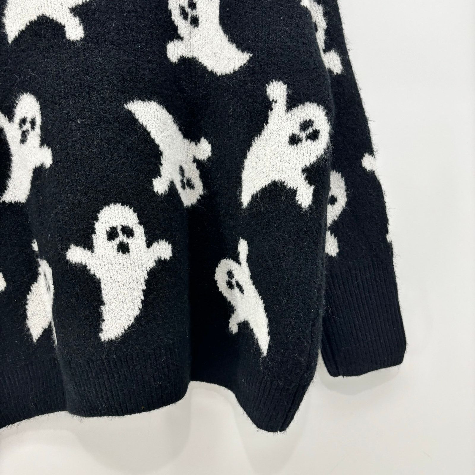 Vince Camuto Vince Camuto Womens Med Black White Ghost Halloween Sweater Size M / US 6-8 / IT 42-44 - 15 Thumbnail