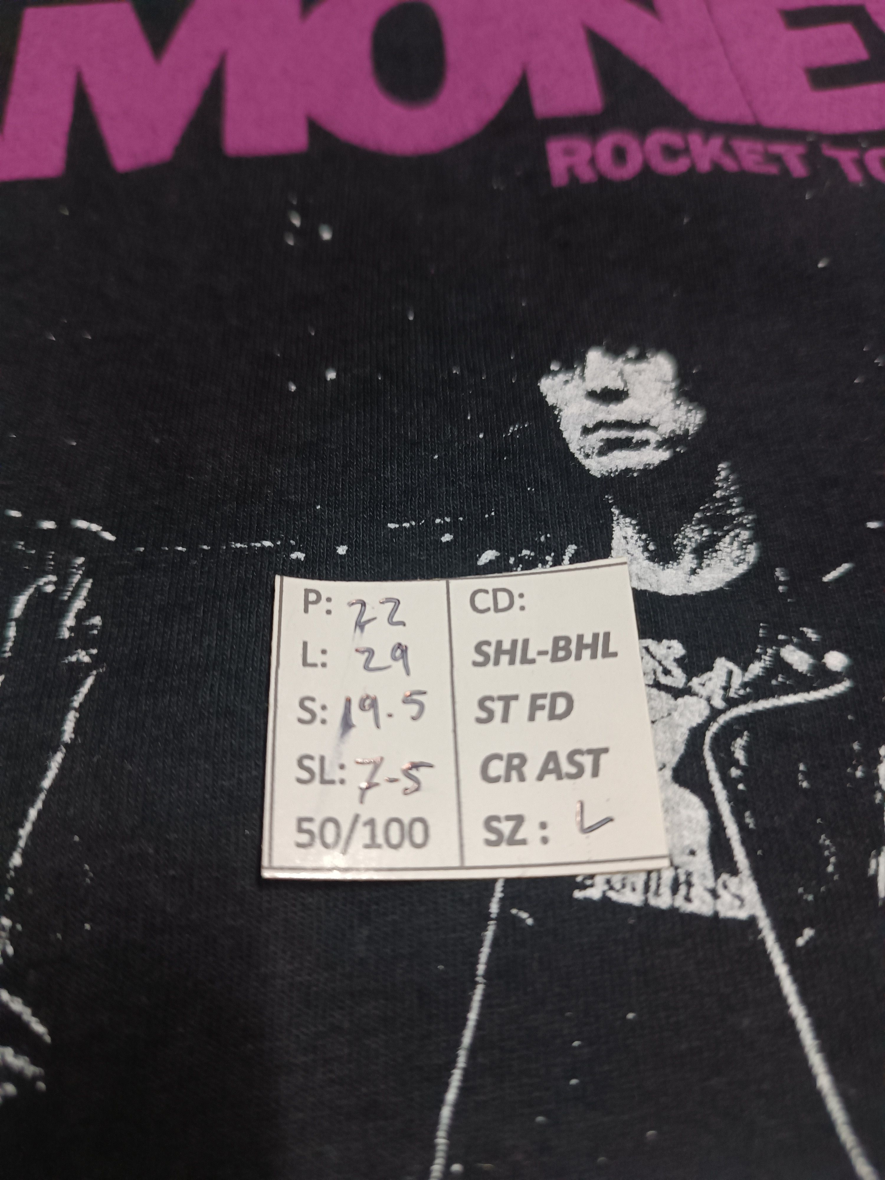 Band Tees VINTAGE RAMONES ROCKET TO RUSSIA TEE rancid bad religion Size US L / EU 52-54 / 3 - 14 Thumbnail