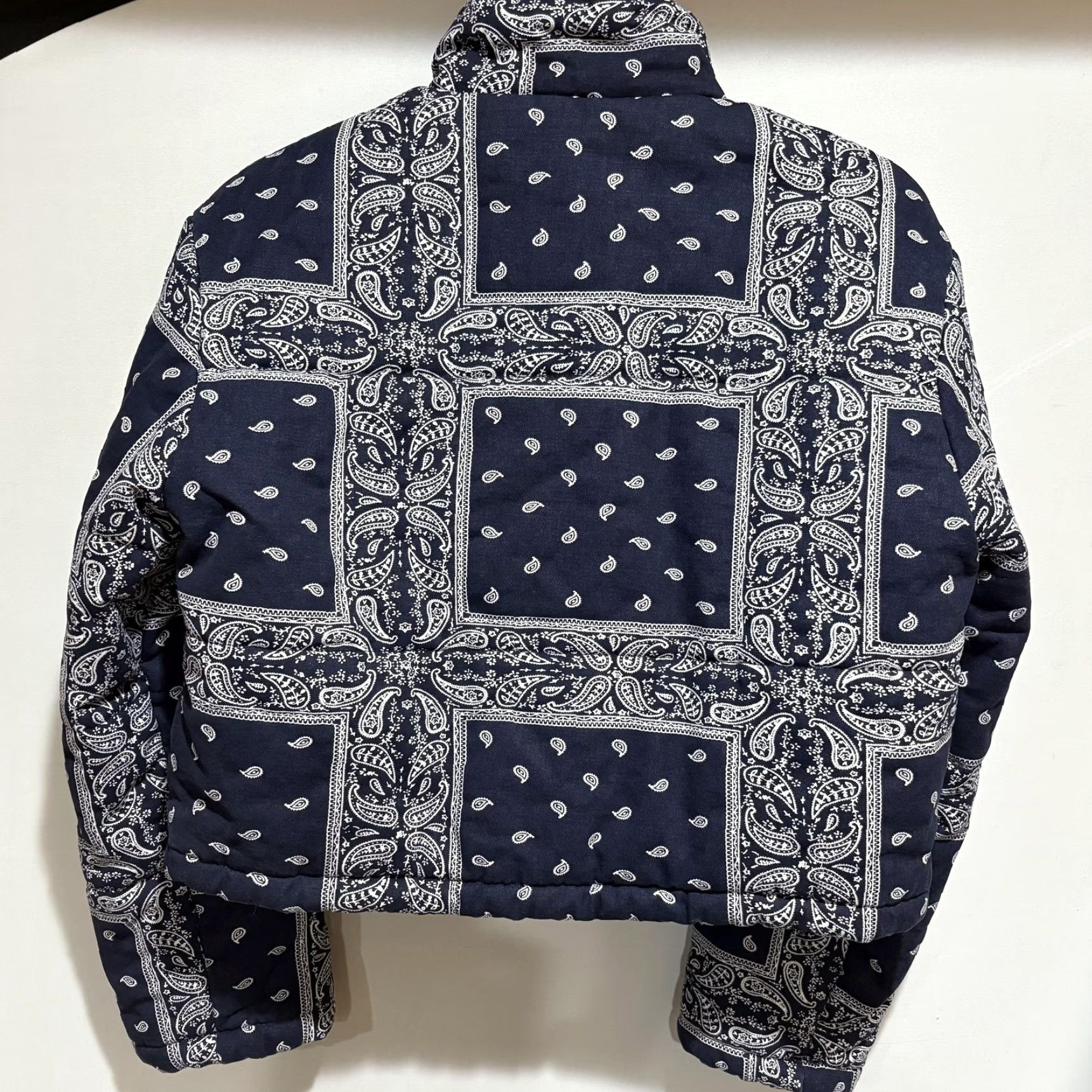 superdown Superdown Jacket Womens XXS Blue Bandana Paisley Puffer Cropped Snap Front Jacket Coat Short Casual Boho Streetwear Womens Size XXS / US 00 / IT 34 - 3 Thumbnail