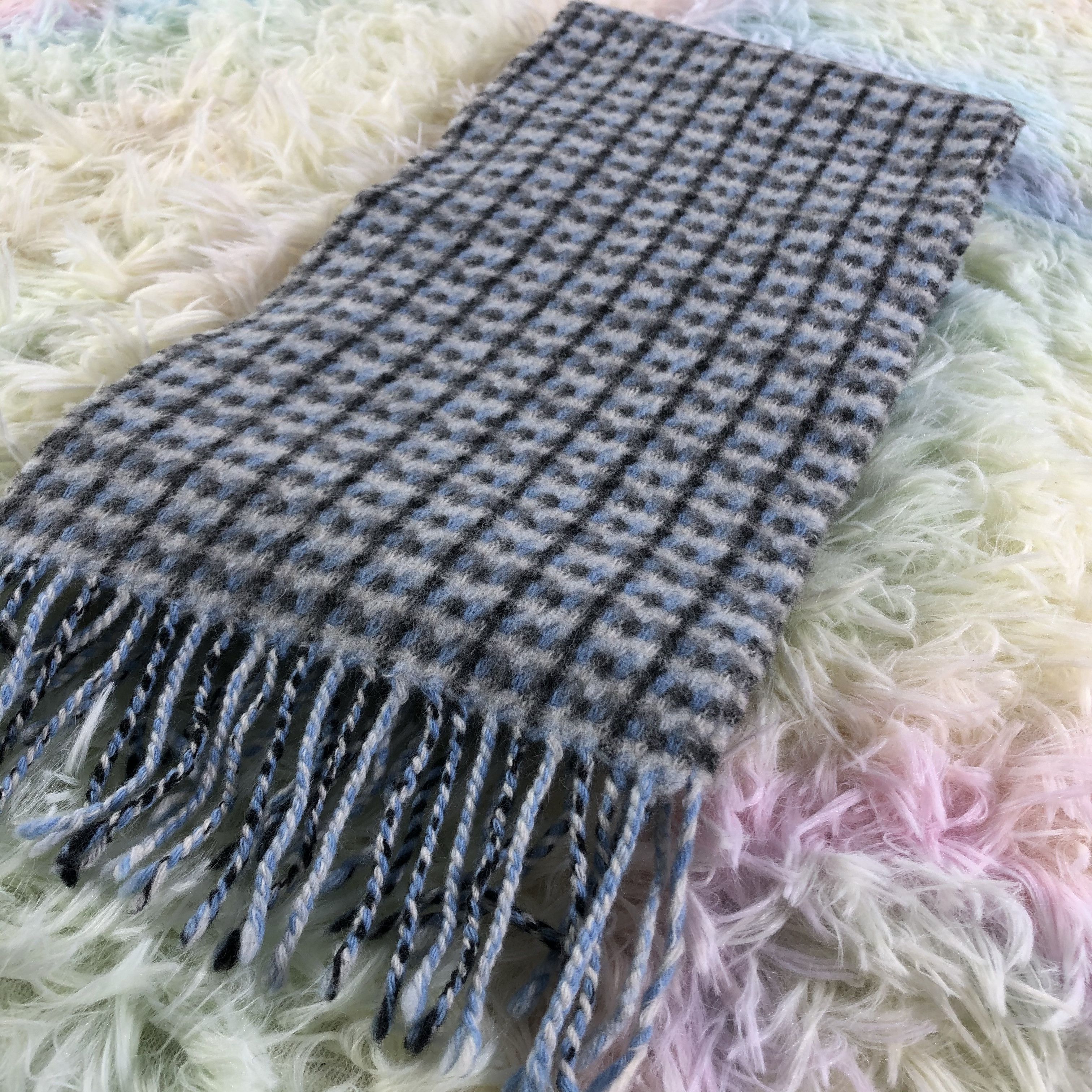 Johnstons Of Elgin Johnstons Scarf / Muffler / Neckwear - KM296 Size ONE SIZE - 3 Thumbnail