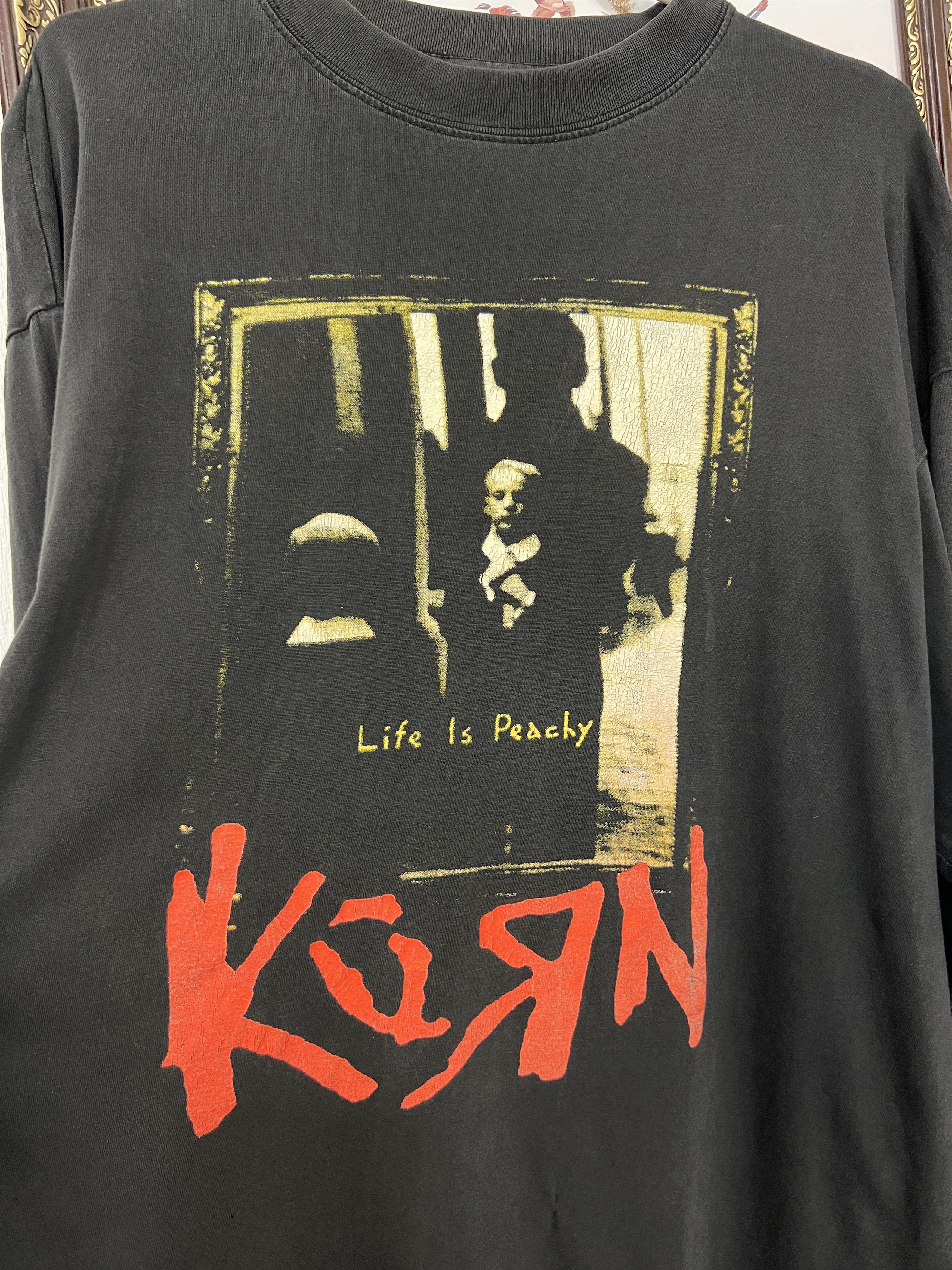 Vintage Vintage 90's Korn Life Is Peachy Long Sleeve Shirt Tee Size US L / EU 52-54 / 3 - 3 Thumbnail