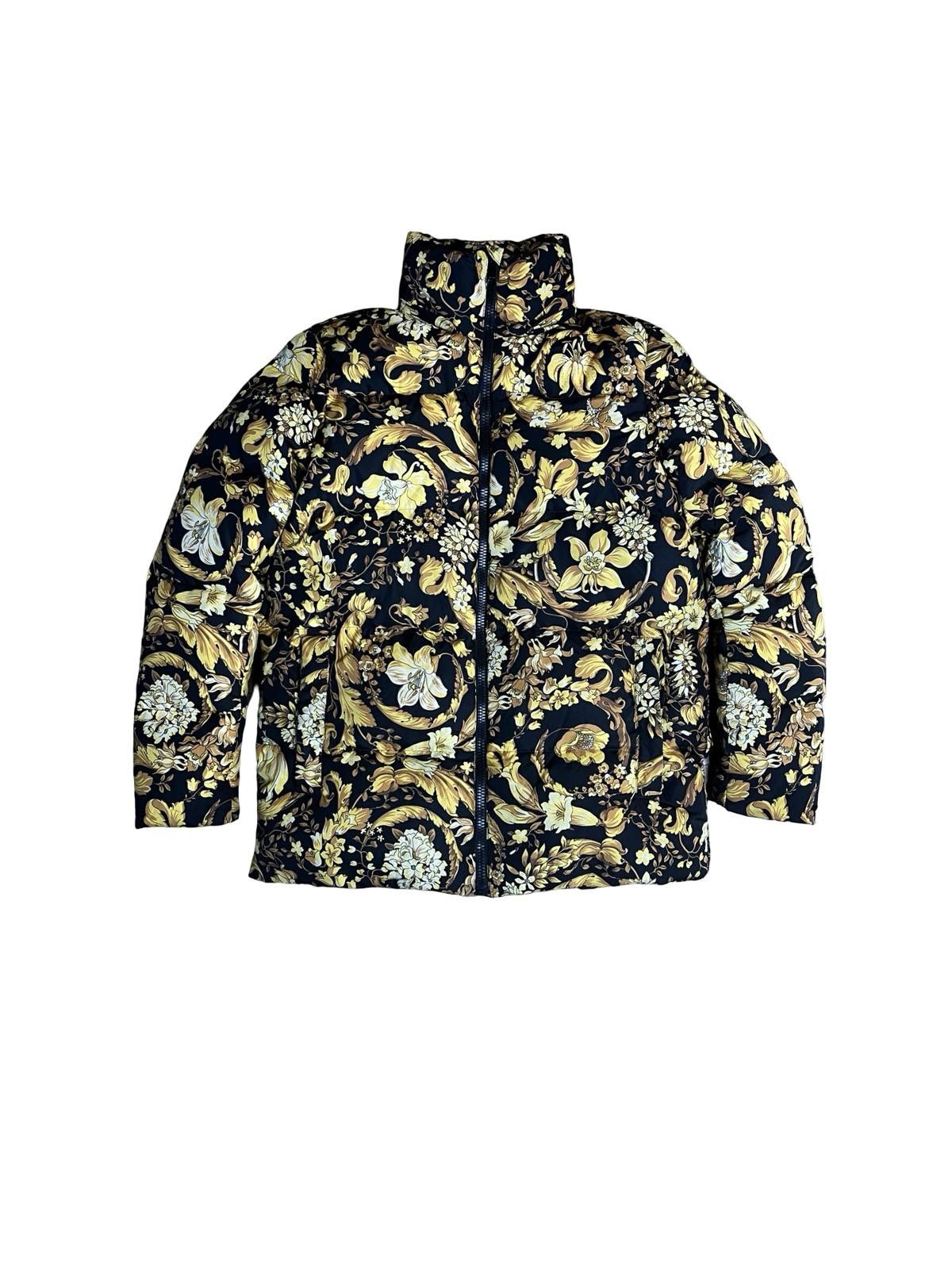 Versace Versace Baroque Print Puffer Jacket Medusa NFC size 38 Size S / US 4 / IT 40 - 4 Thumbnail