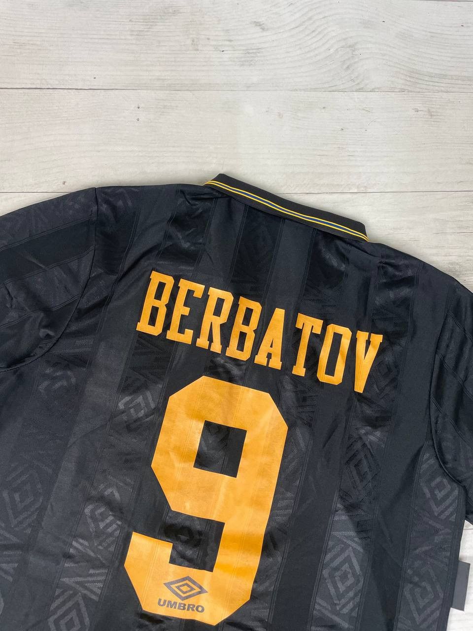 Umbro Manchester United 1993 1995 Berbatov #9 Retro Shirt Jersey Size US XL / EU 56 / 4 - 15 Thumbnail