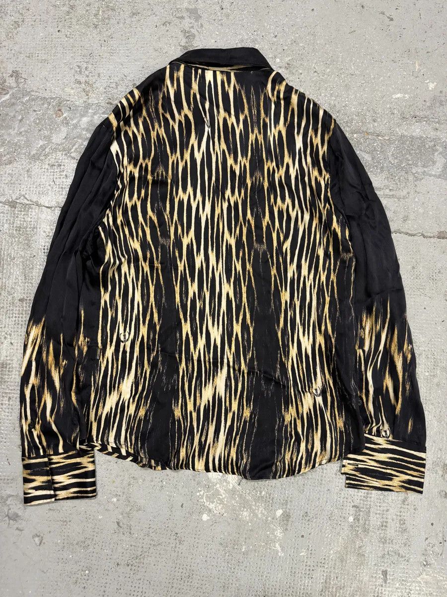 Just Cavalli 2000s Cavalli Black Silk Guava Fire Shirt Size US L / EU 52-54 / 3 - 2 Thumbnail