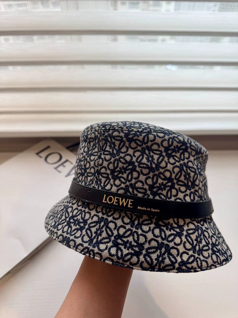Loewe LOEWE size 57 Bucket hat, sizes 57 and 59 Size ONE SIZE - 1 Thumbnail