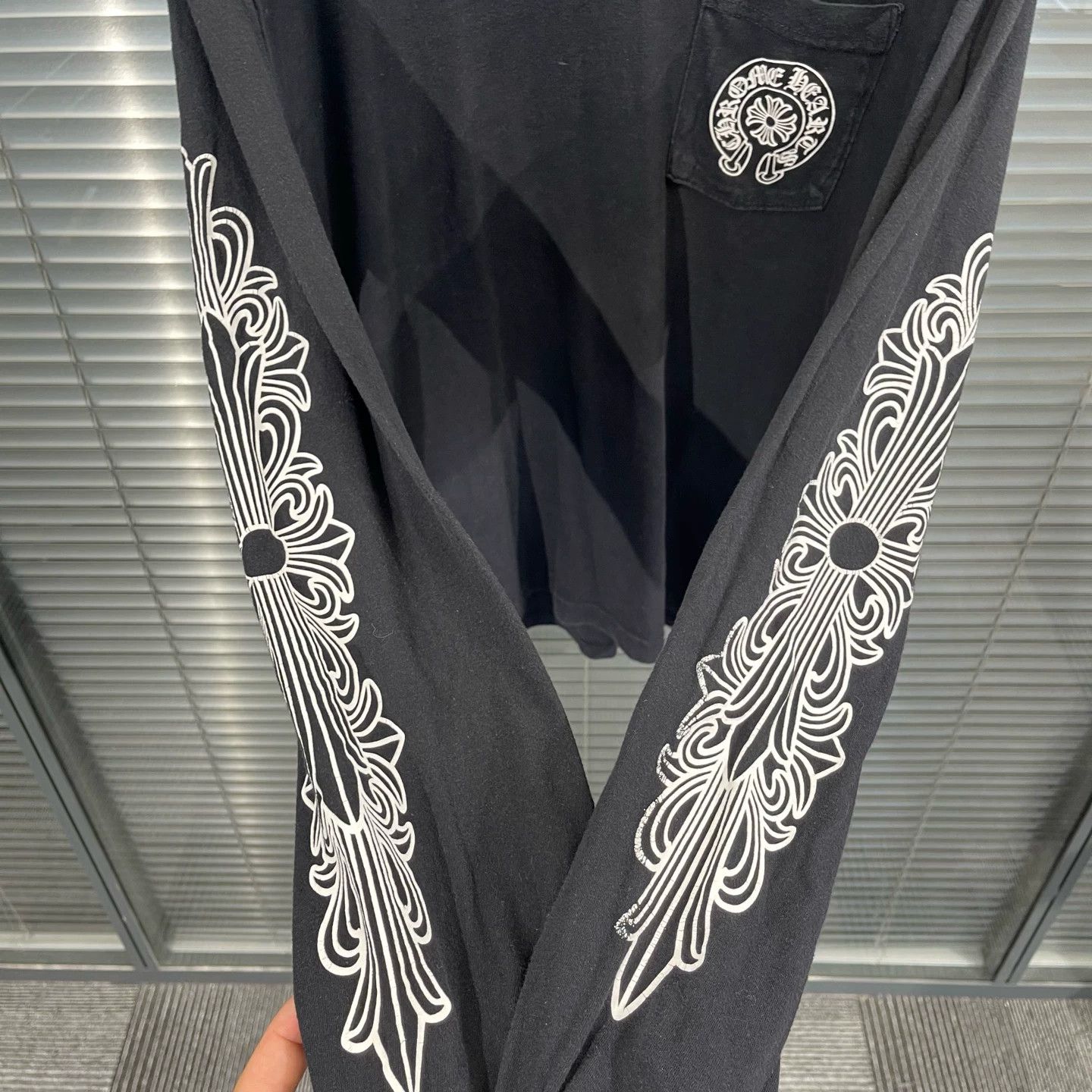Chrome Hearts Chrome Hearts Hangzhou Excl Horseshoe Kylin Arm LS L 95 New Size US L / EU 52-54 / 3 - 5 Thumbnail