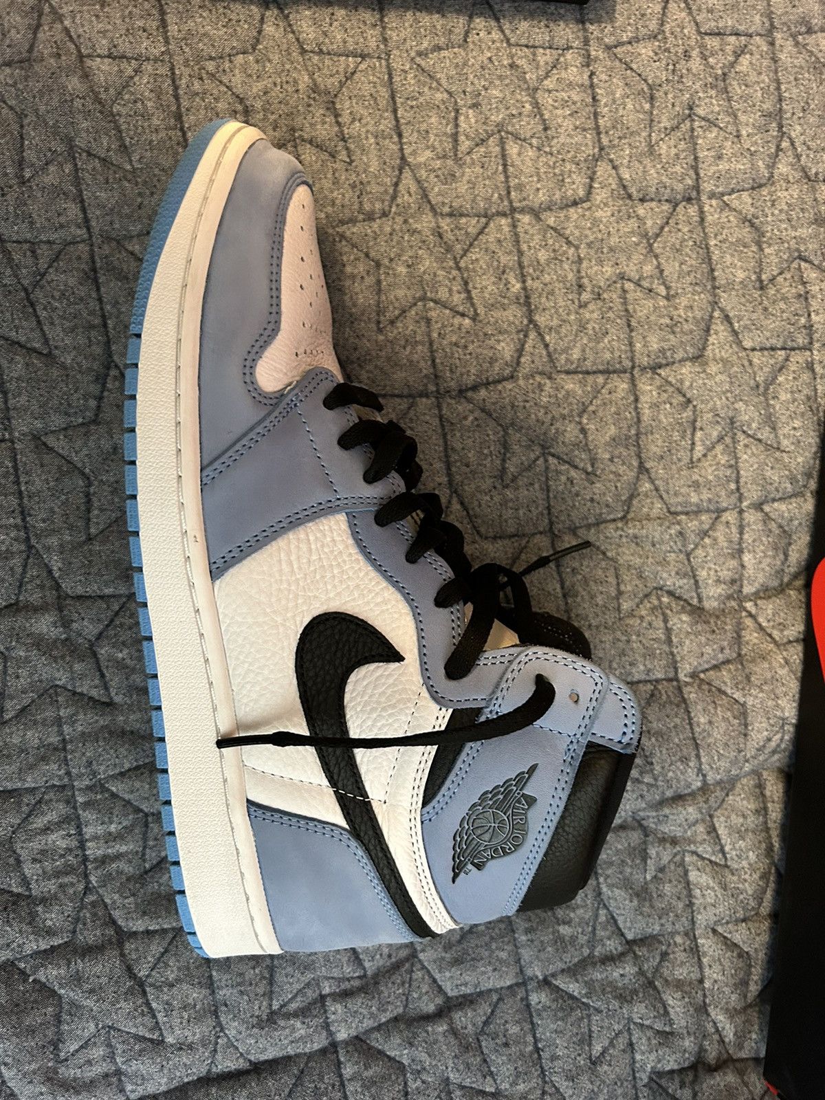 Jordan Brand Jordan 1 Retro High OG University Blue Size US 12 / EU 45 - 8 Thumbnail