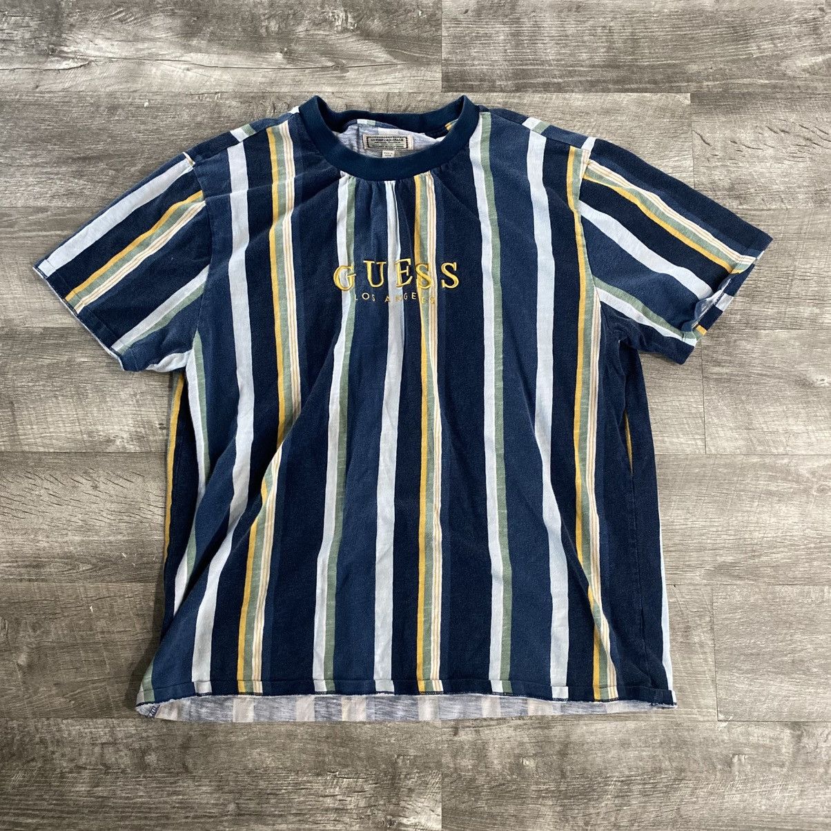 Guess Guess stripe t shirt size men XL Size US XL / EU 56 / 4 - 1 Thumbnail