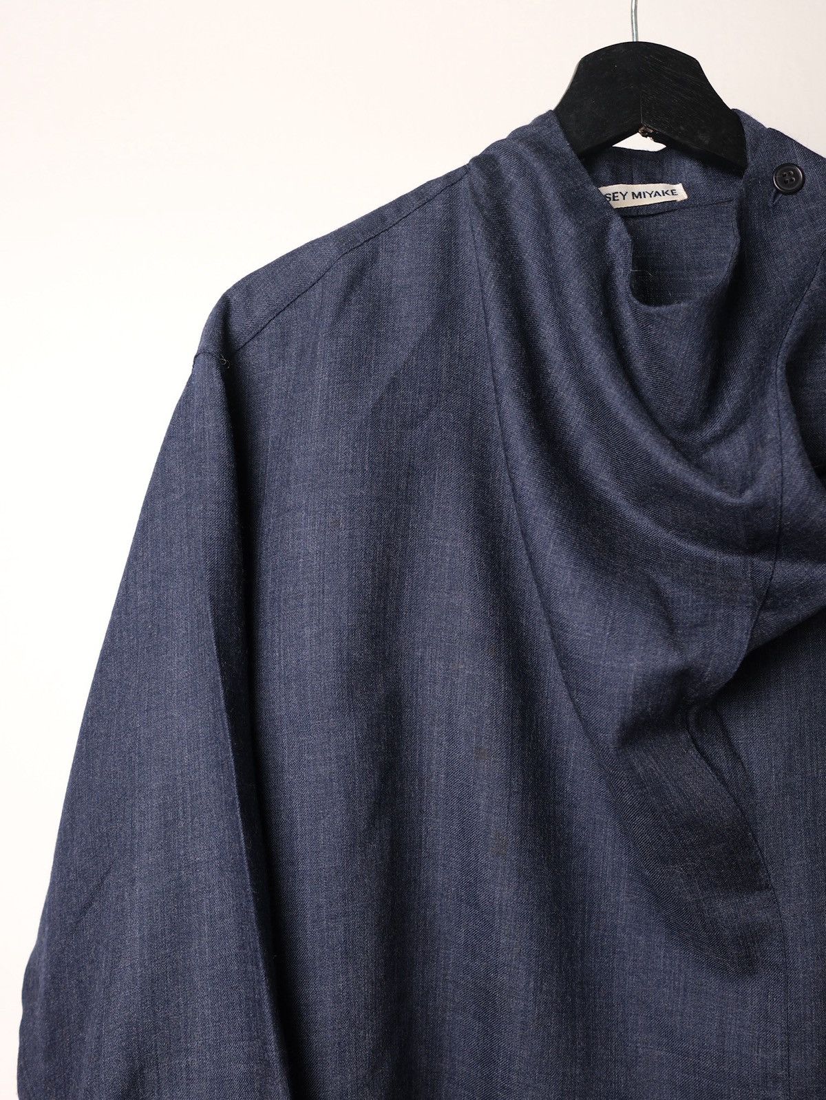 Issey Miyake Issey Miyake Asymmetrical Collar Shirt Size M / US 6-8 / IT 42-44 - 4 Thumbnail