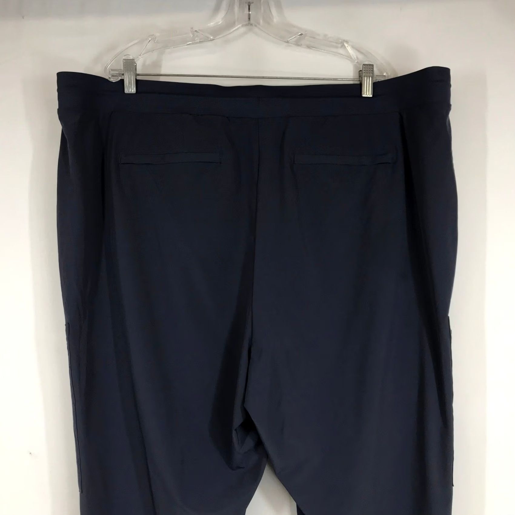 Athleta Athleta Venture Pant Womens 24 Navy Blue Cargo Jogger Travel Commuter Pants Size 42" / US 20 - 5 Thumbnail