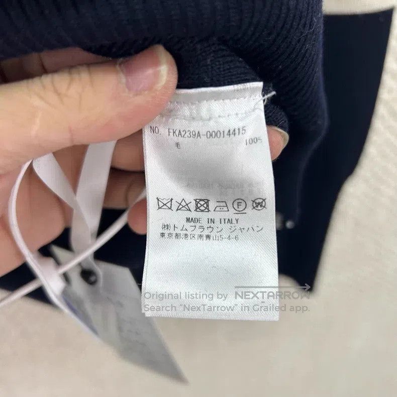 Thom Browne Thom Browne Basic Gold Button Four Stripe Sweatshirt Size US XS / EU 42 / 0 - 4 Thumbnail