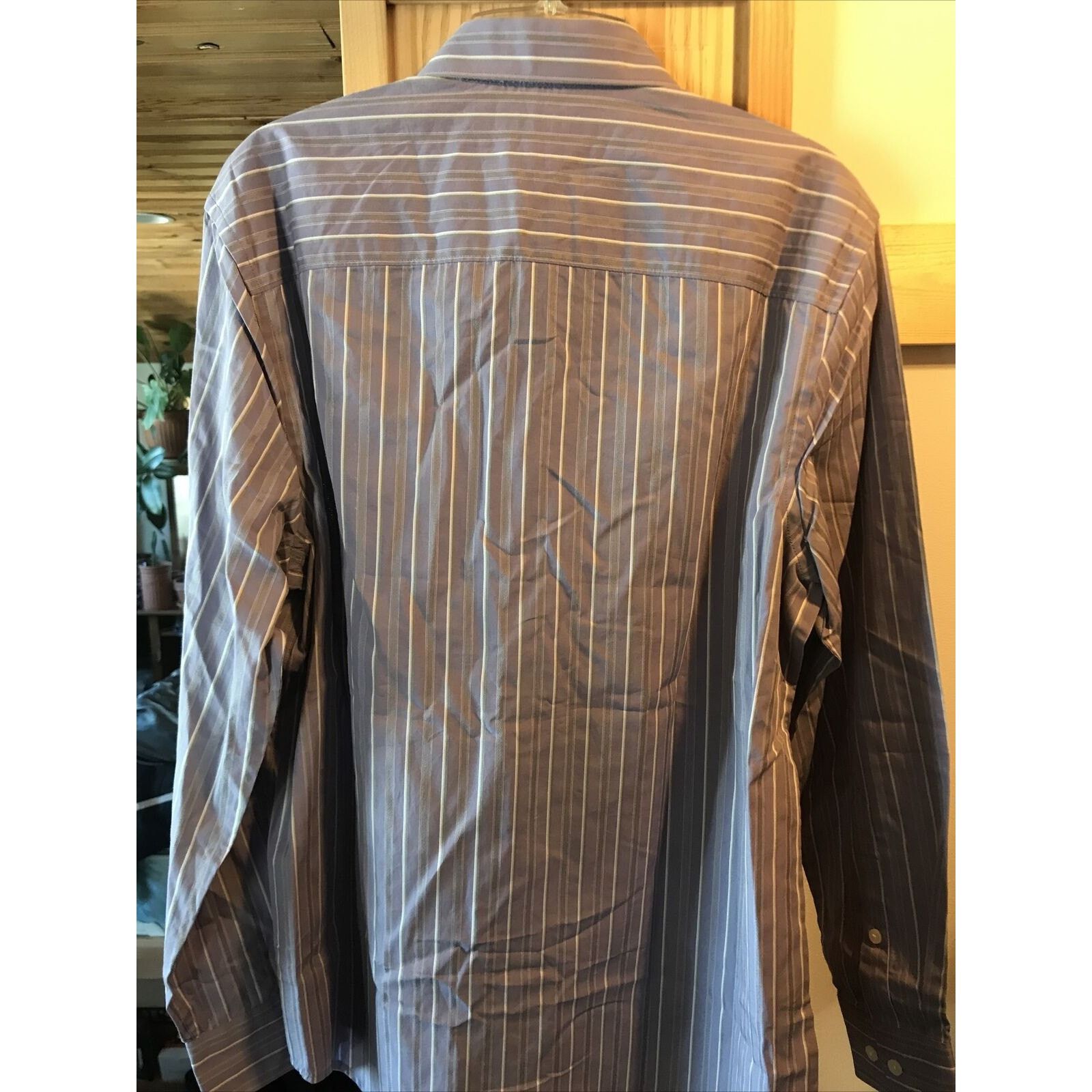 Perry Ellis Perry Ellis Men’s M Purple Striped Button Down Cotton Shirt Size US M / EU 48-50 / 2 - 9 Thumbnail