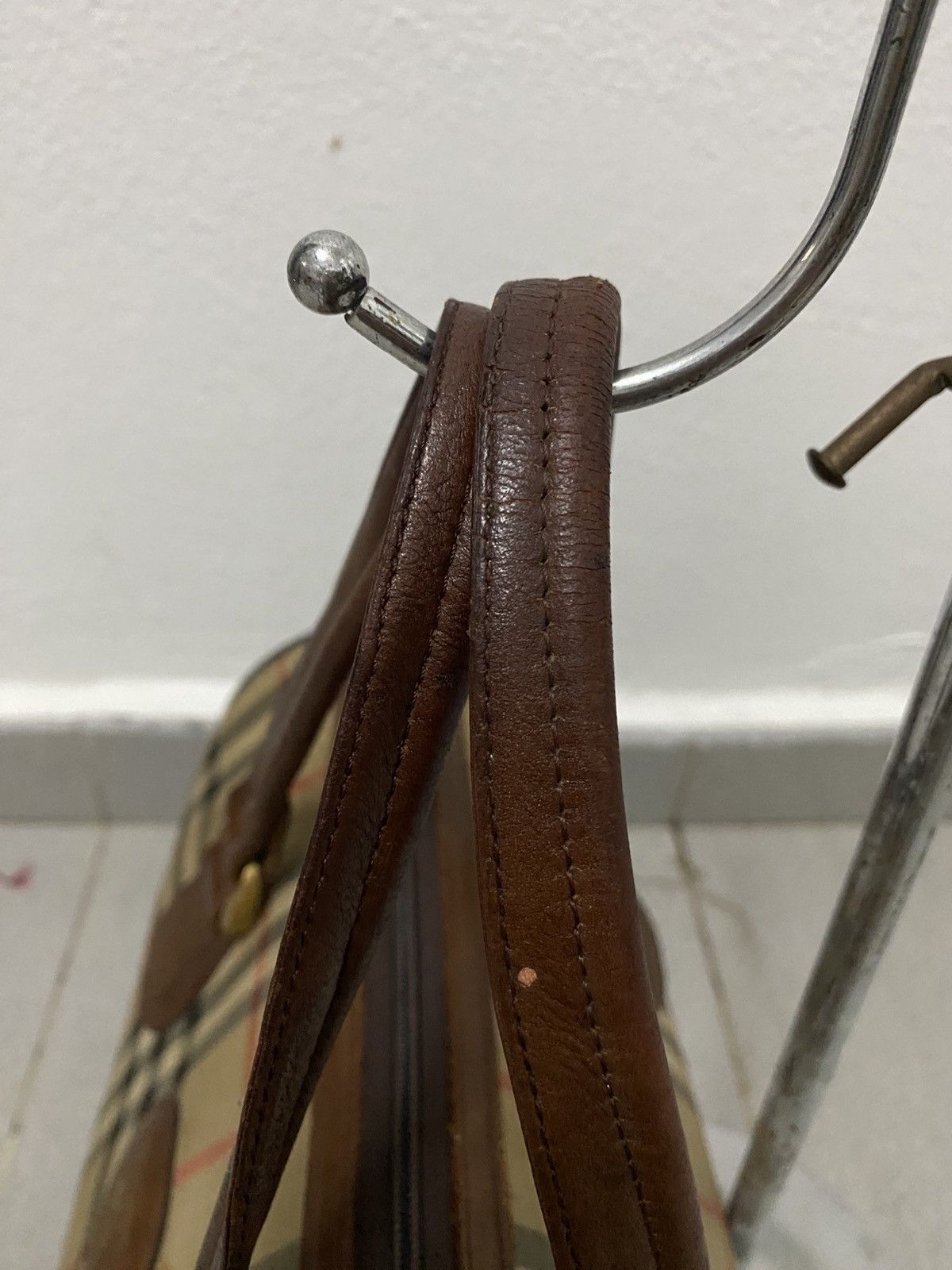 Vintage Vintage Burberrys Novacheck Speedy Handbag Size ONE SIZE - 10 Thumbnail