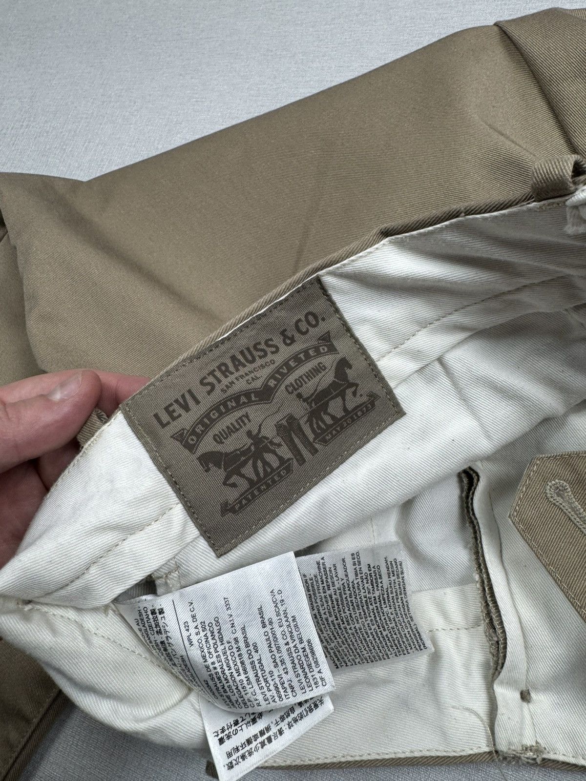 Levi's Men’s Levi’s Chino Pants Trousers size 34x30 Size US 34 / EU 50 - 3 Thumbnail
