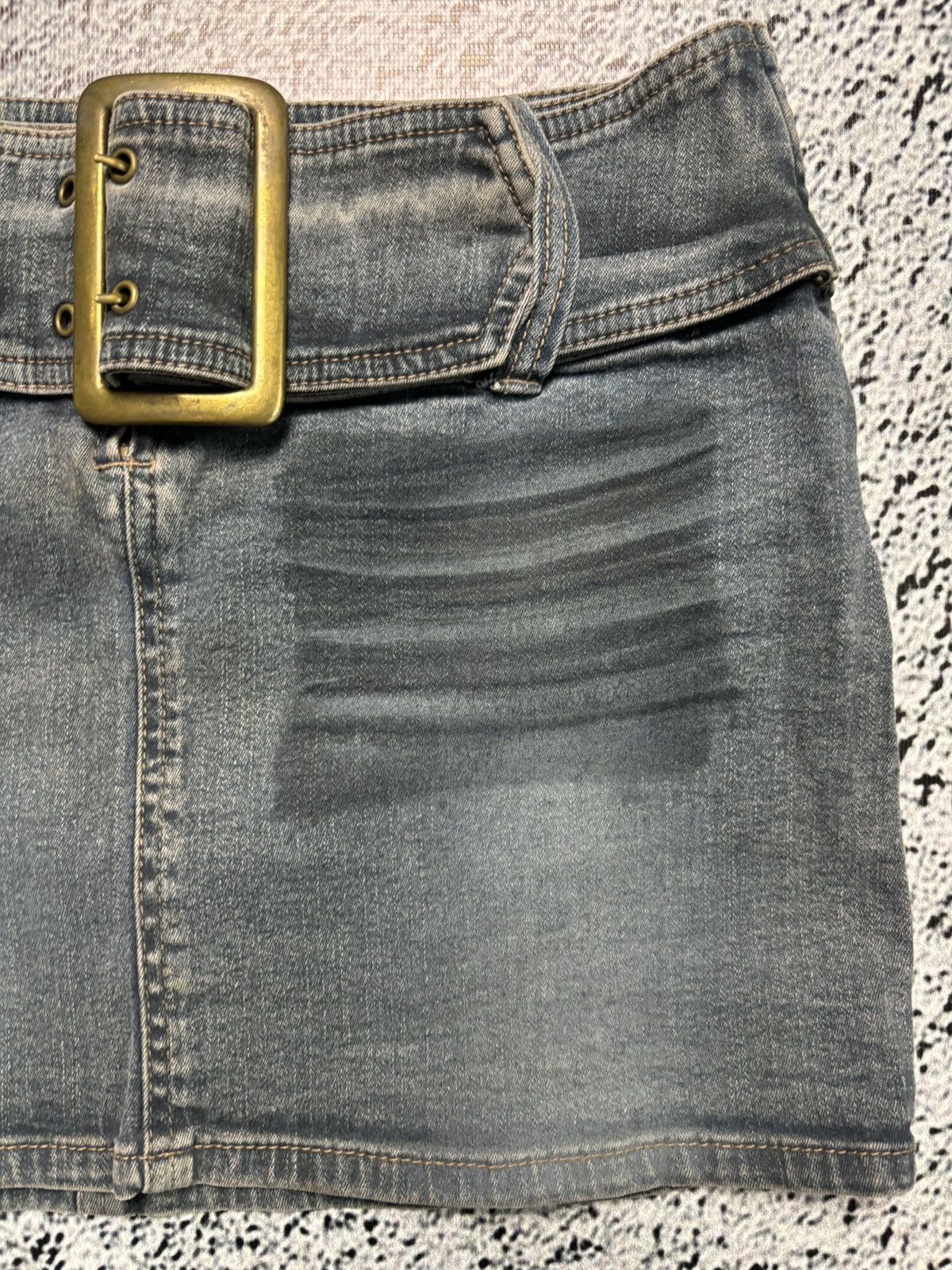 If Six Was Nine 90s Belted washed and cool faded mini skirt Size 27" / US 4 / IT 40 - 4 Thumbnail