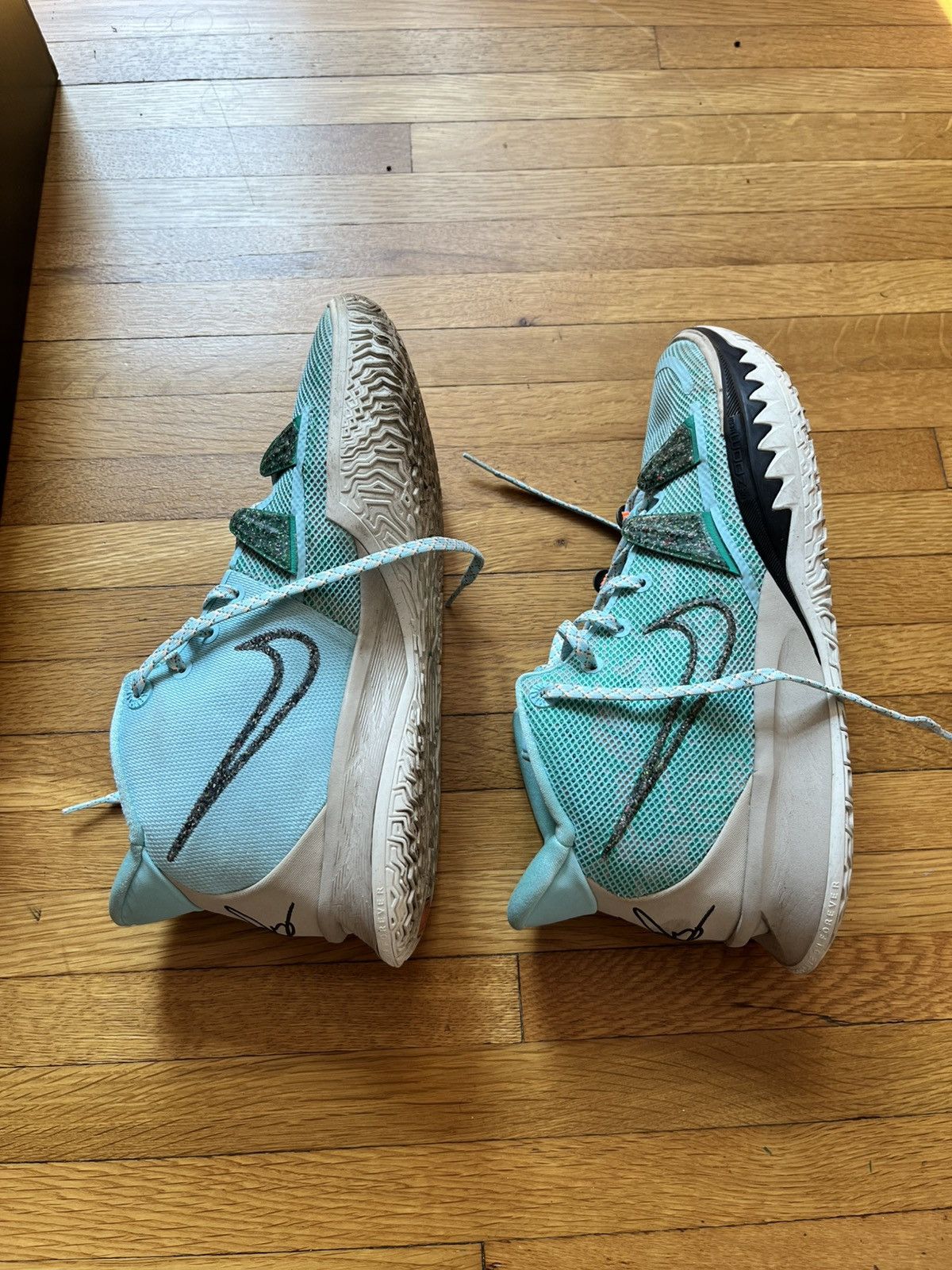 Nike Kyrie VII Nike Size US 10.5 / EU 43-44 - 1 Thumbnail