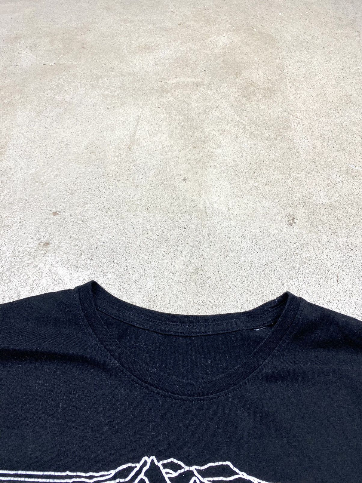 Band Tees Joy Division Band T Shirt Y2K Divizn Pleasures Size US L / EU 52-54 / 3 - 6 Thumbnail