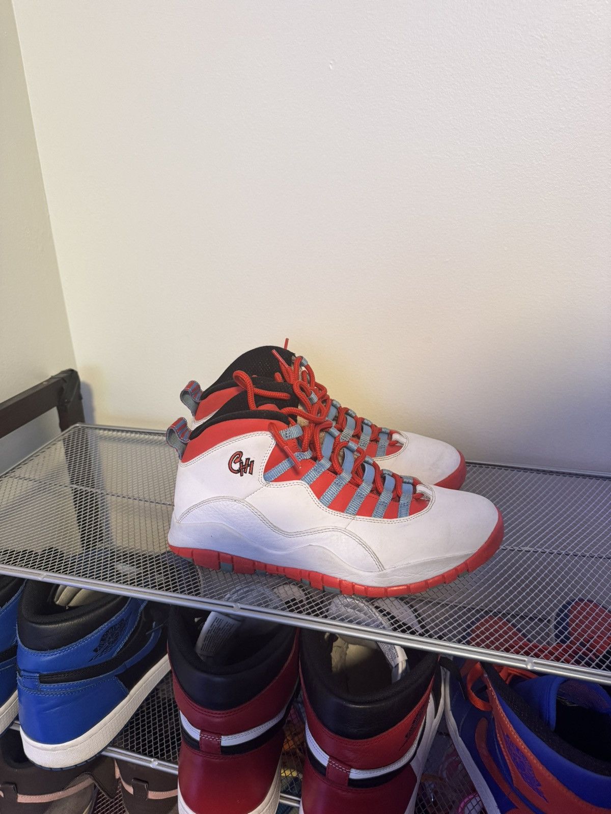 Jordan Brand Jordan 10 Chicago Size US 8 / EU 41 - 3 Thumbnail