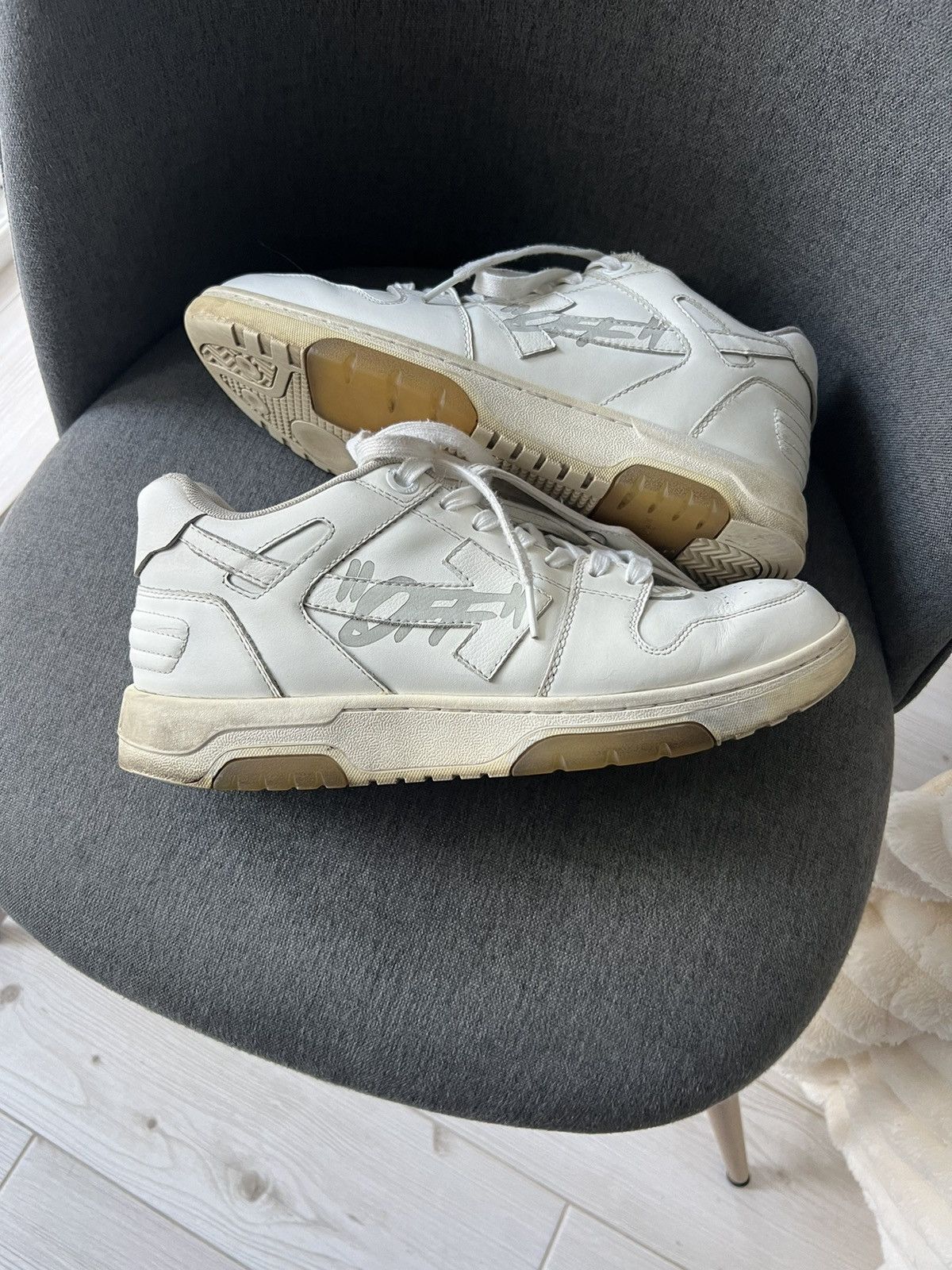 Off-White OFF WHITE Office Sneakers White 42 Size US 9.5 / EU 42-43 - 1 Thumbnail