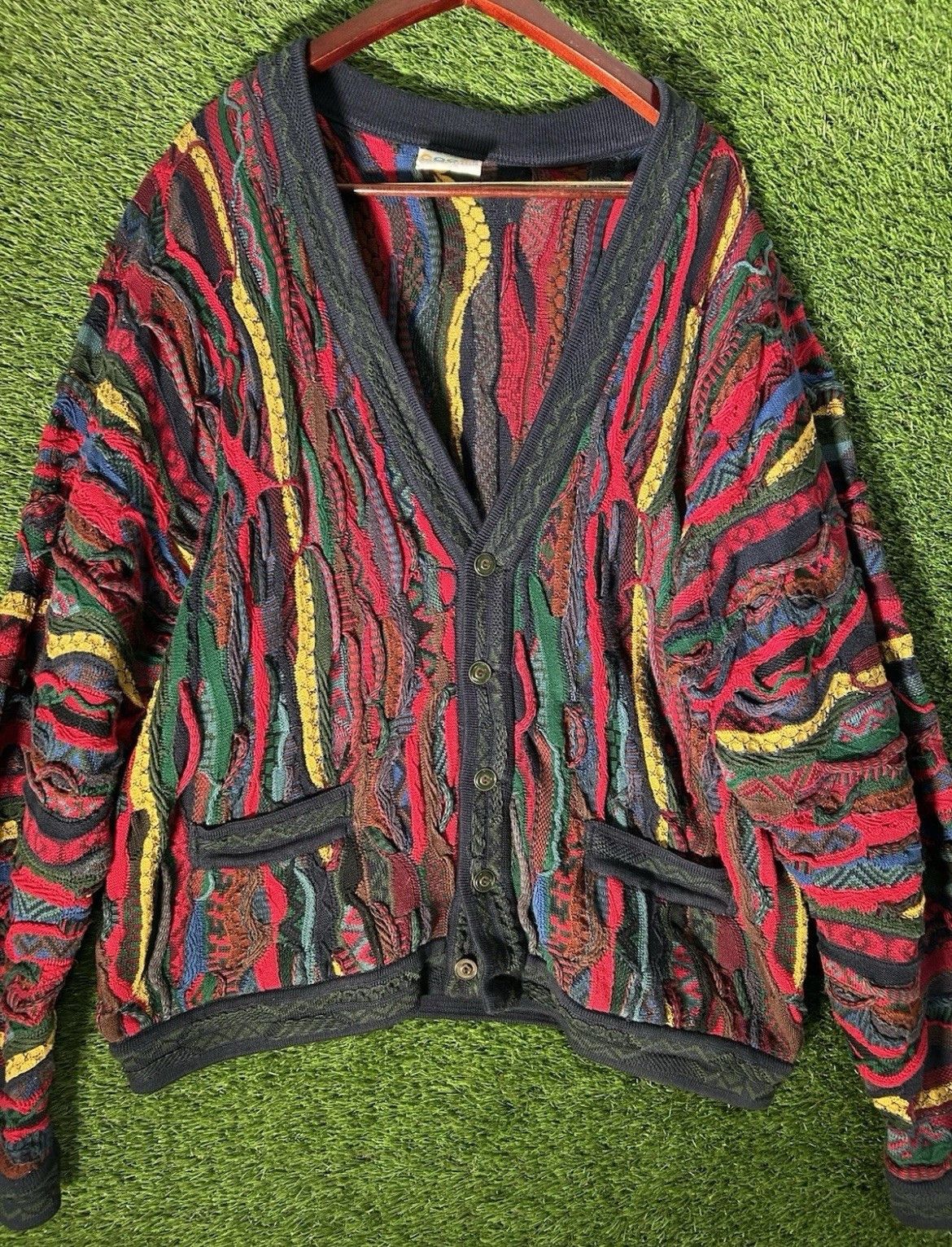Coogi COOGI Knitted Cardigan 3D Knit Size XL Made in Australia Size US XL / EU 56 / 4 - 1 Thumbnail